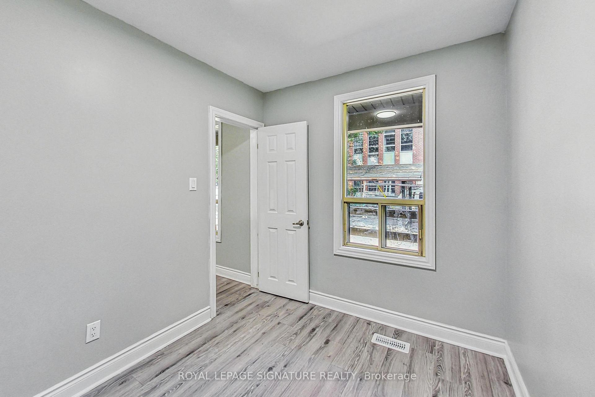 Photo 14 of 1383 Cannon Street E, Hamilton, Crown Point — HOMEH