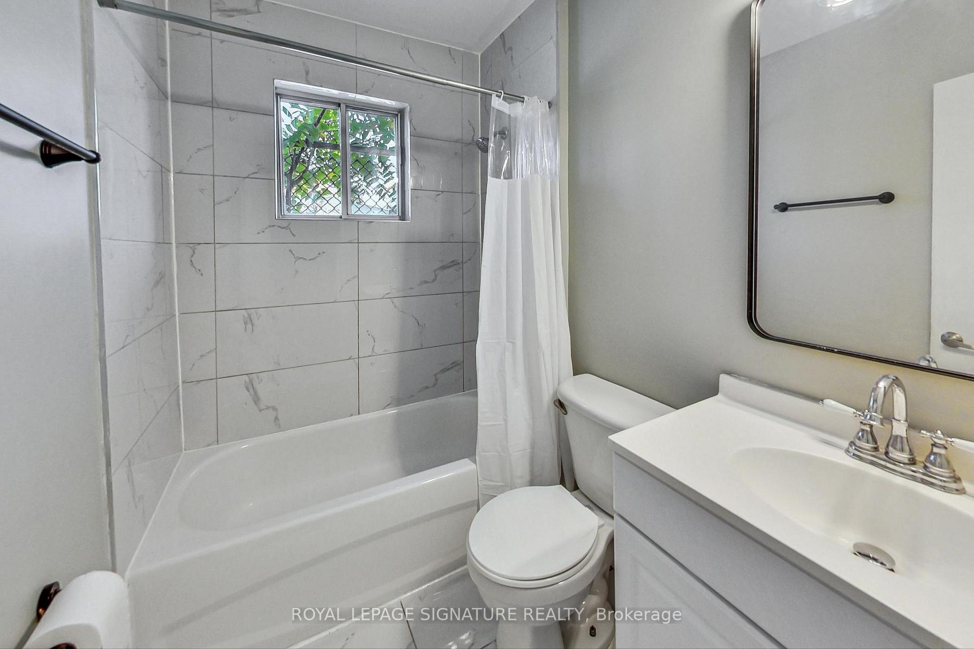 Photo 17 of 1383 Cannon Street E, Hamilton, Crown Point — HOMEH