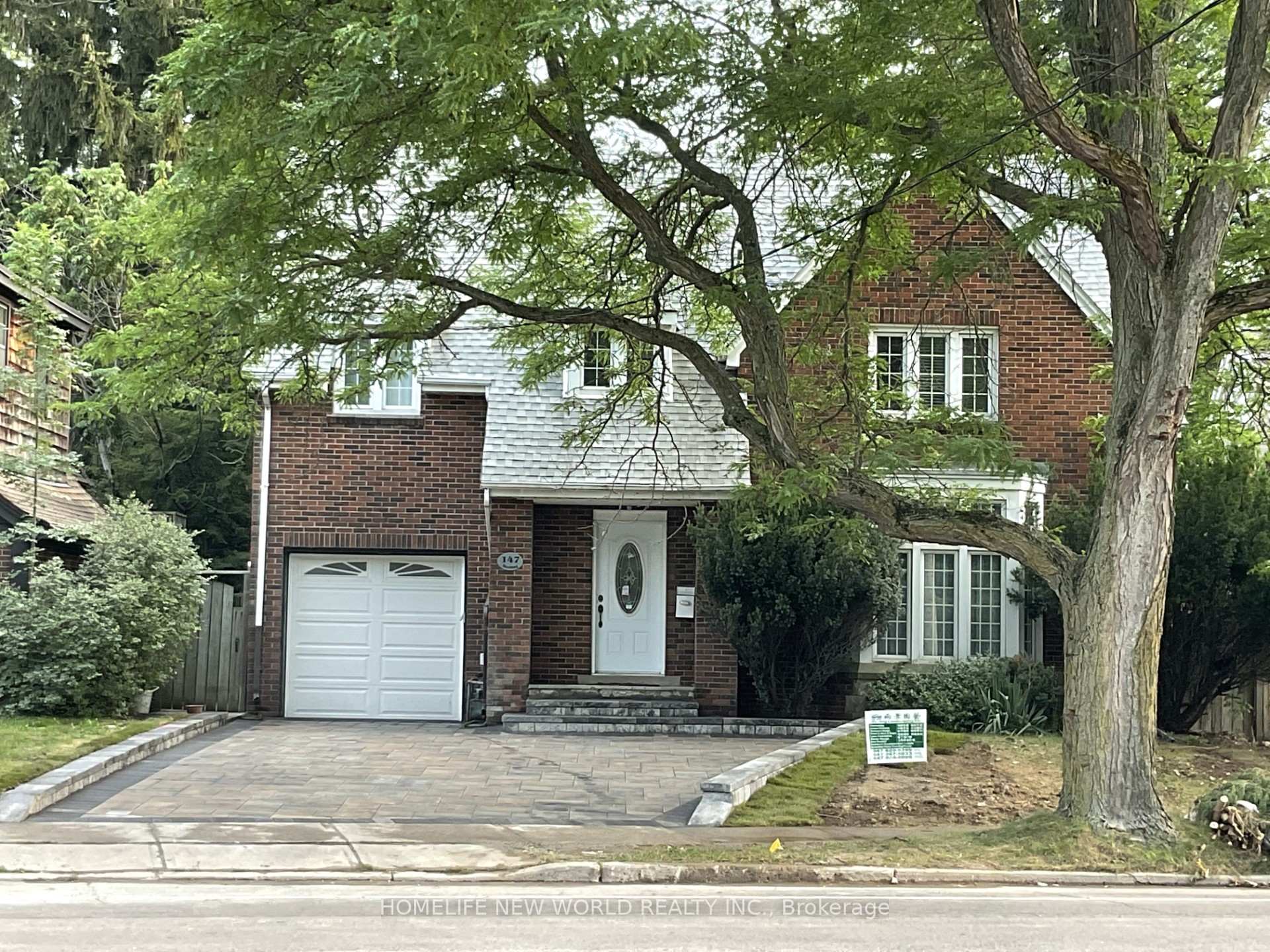 Photo 1 of 147 Sterling Street, Hamilton, Westdale — HOMEH
