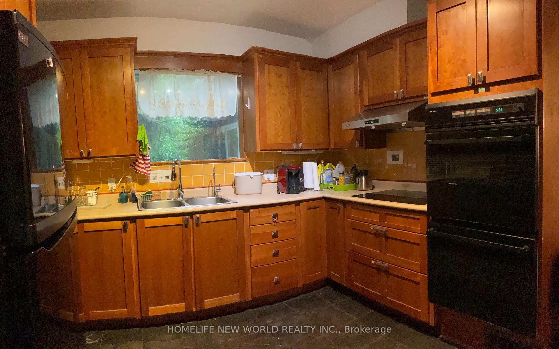 Photo 13 of 147 Sterling Street, Hamilton, Westdale — HOMEH
