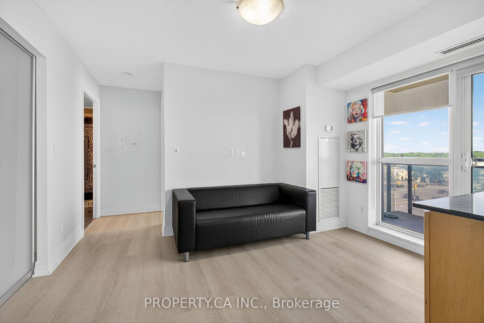 Photo 6 of Unit 611, 215 Queen Street E, Brampton, Queen Street Corridor — HOMEH