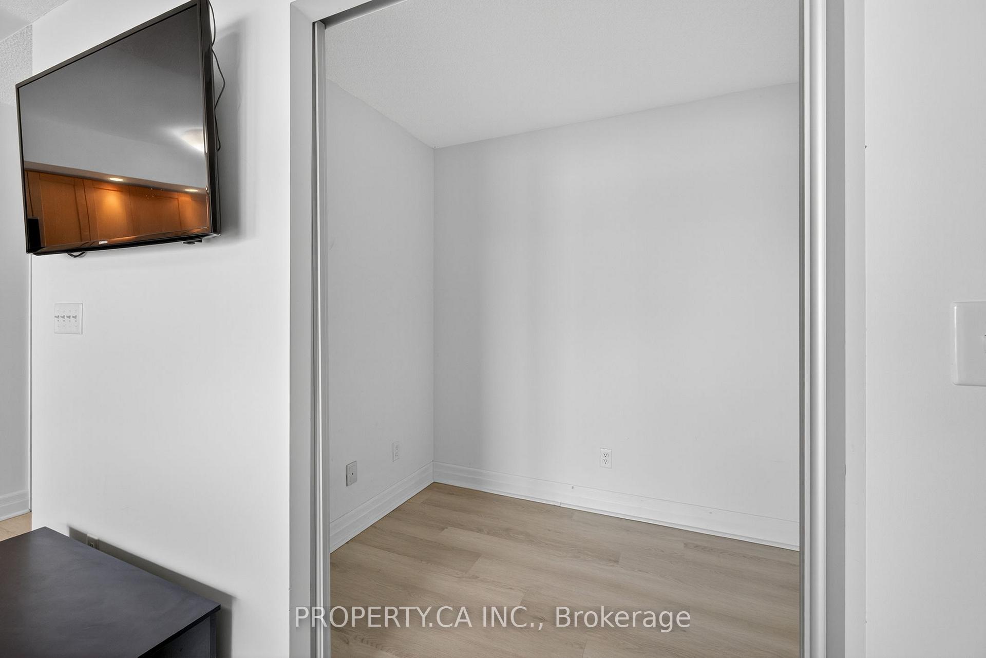 Photo 10 of Unit 611, 215 Queen Street E, Brampton, Queen Street Corridor — HOMEH