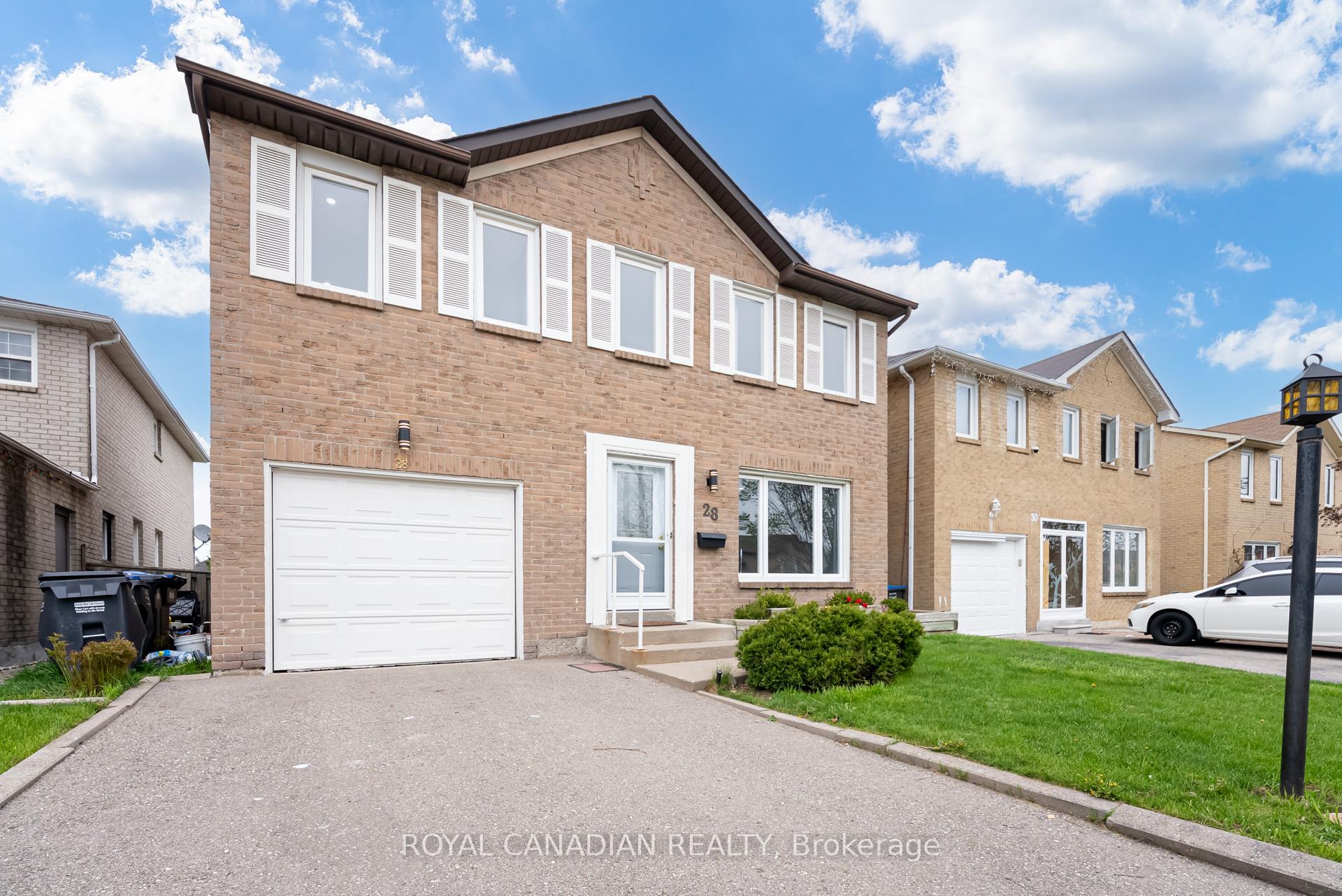 Photo 23 of 28 Nickel Crescent, Brampton, Westgate — HOMEH