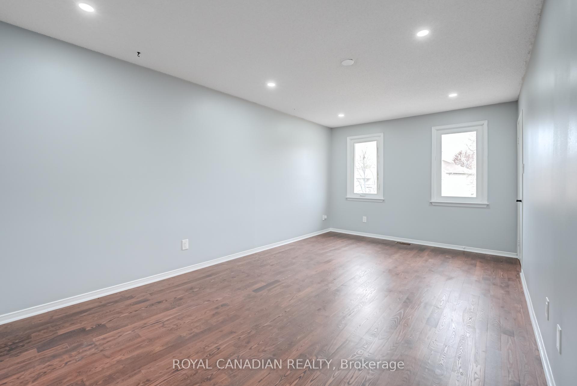 Photo 20 of 28 Nickel Crescent, Brampton, Westgate — HOMEH