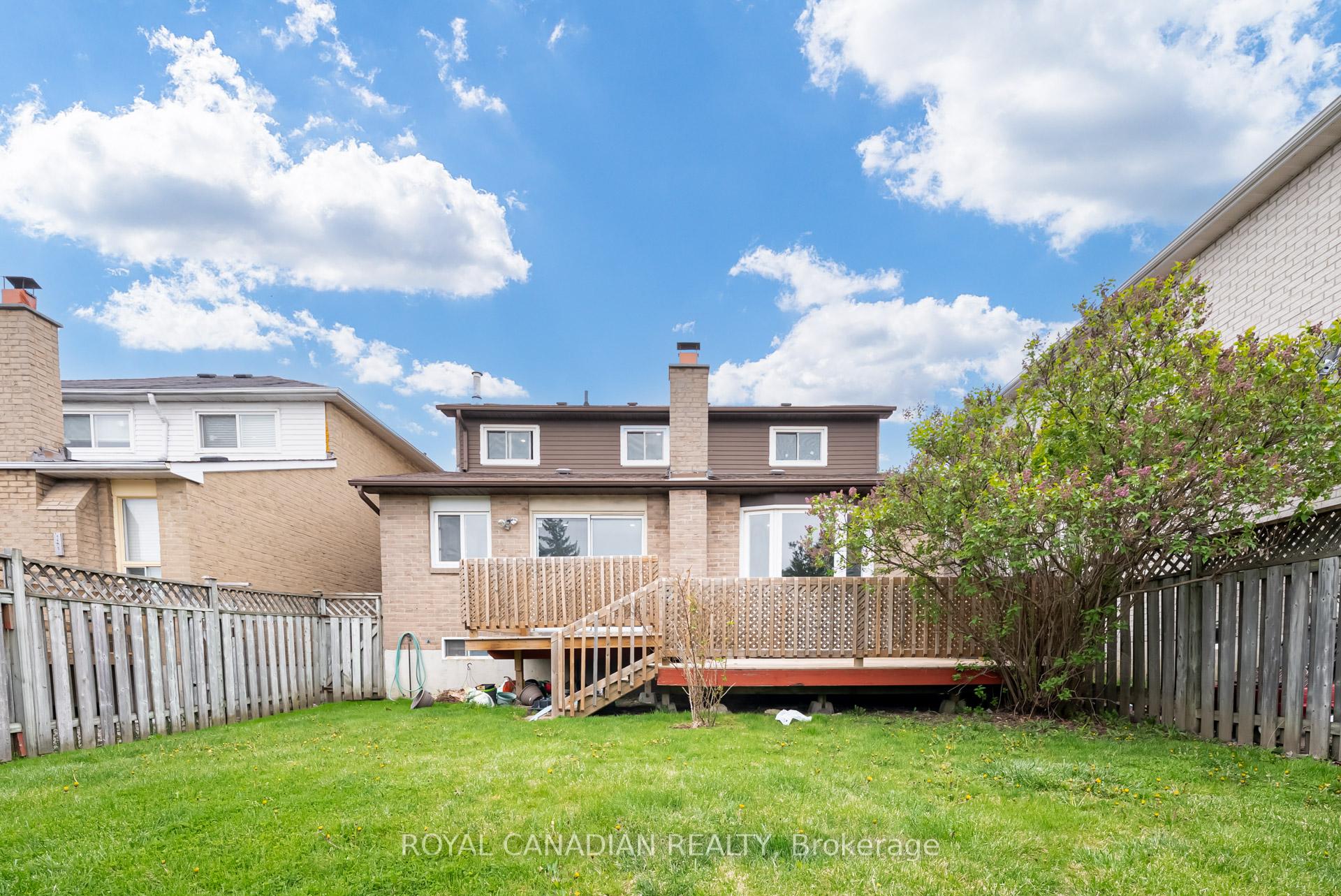 Photo 21 of 28 Nickel Crescent, Brampton, Westgate — HOMEH
