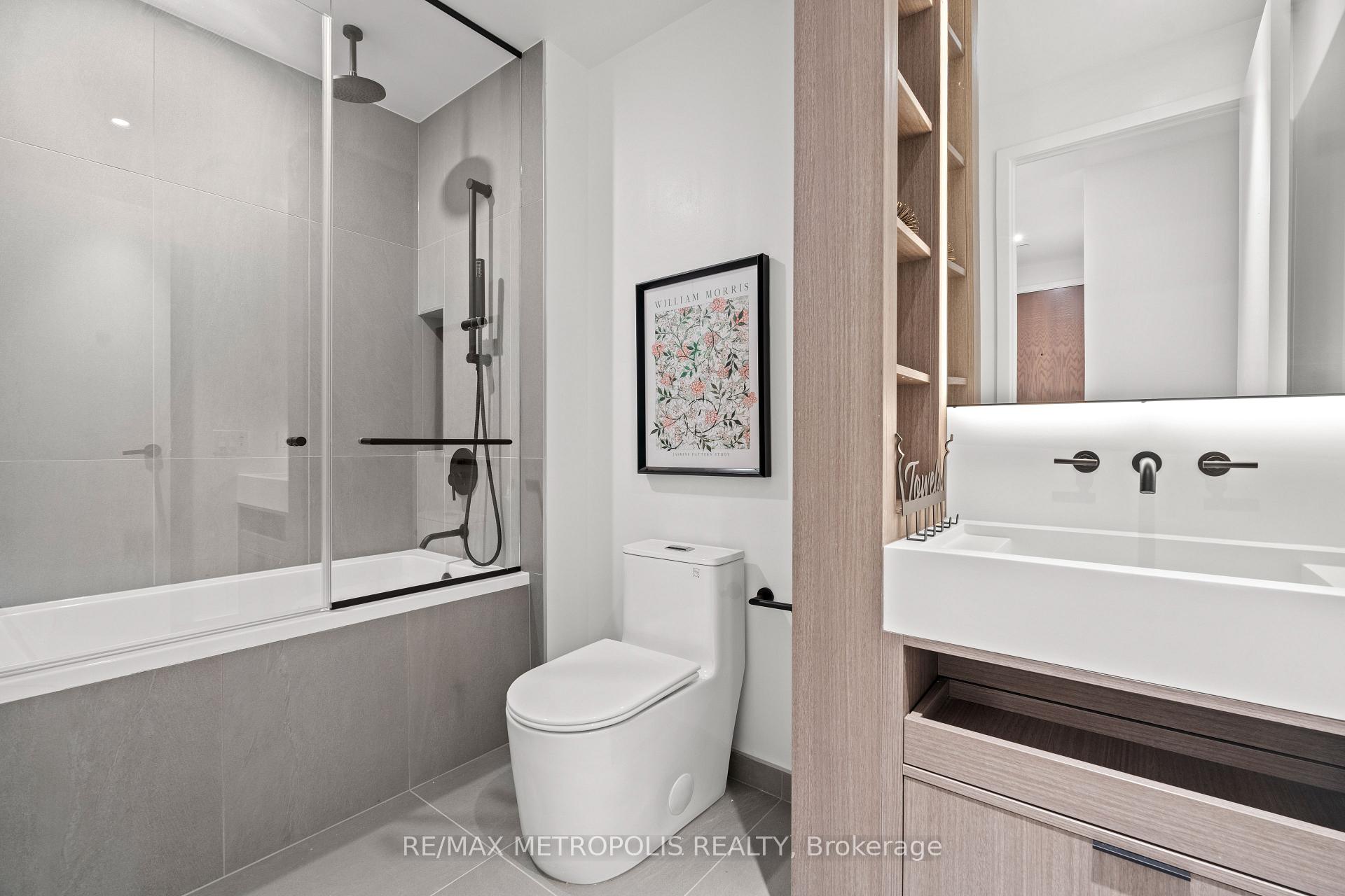 Photo 7 of Unit 810, 55 Charles Street E, Toronto, Church-Yonge Corridor — HOMEH