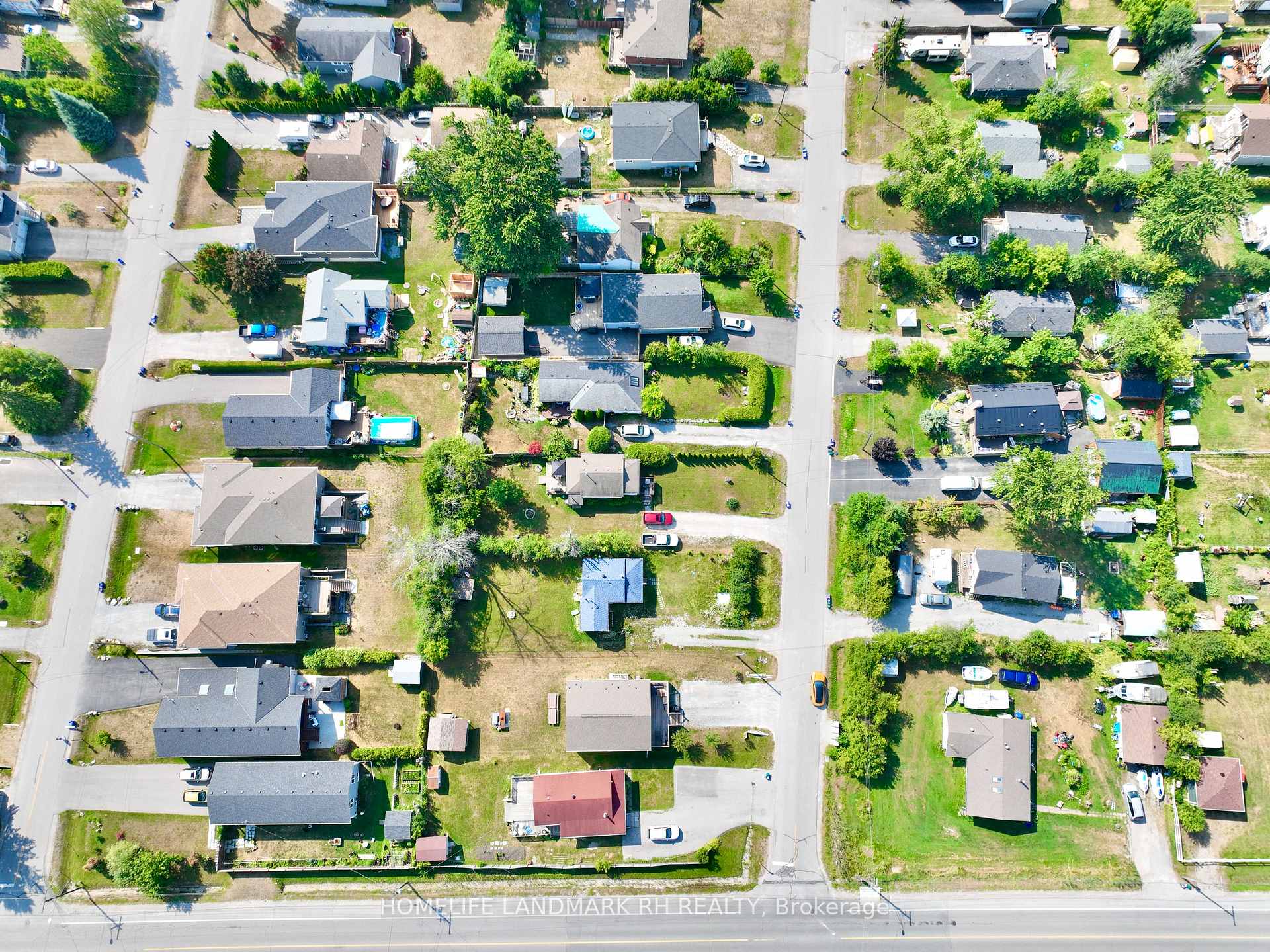 Photo 20 of 795 Third Avenue, Georgina, Historic Lakeshore Communities — HOMEH