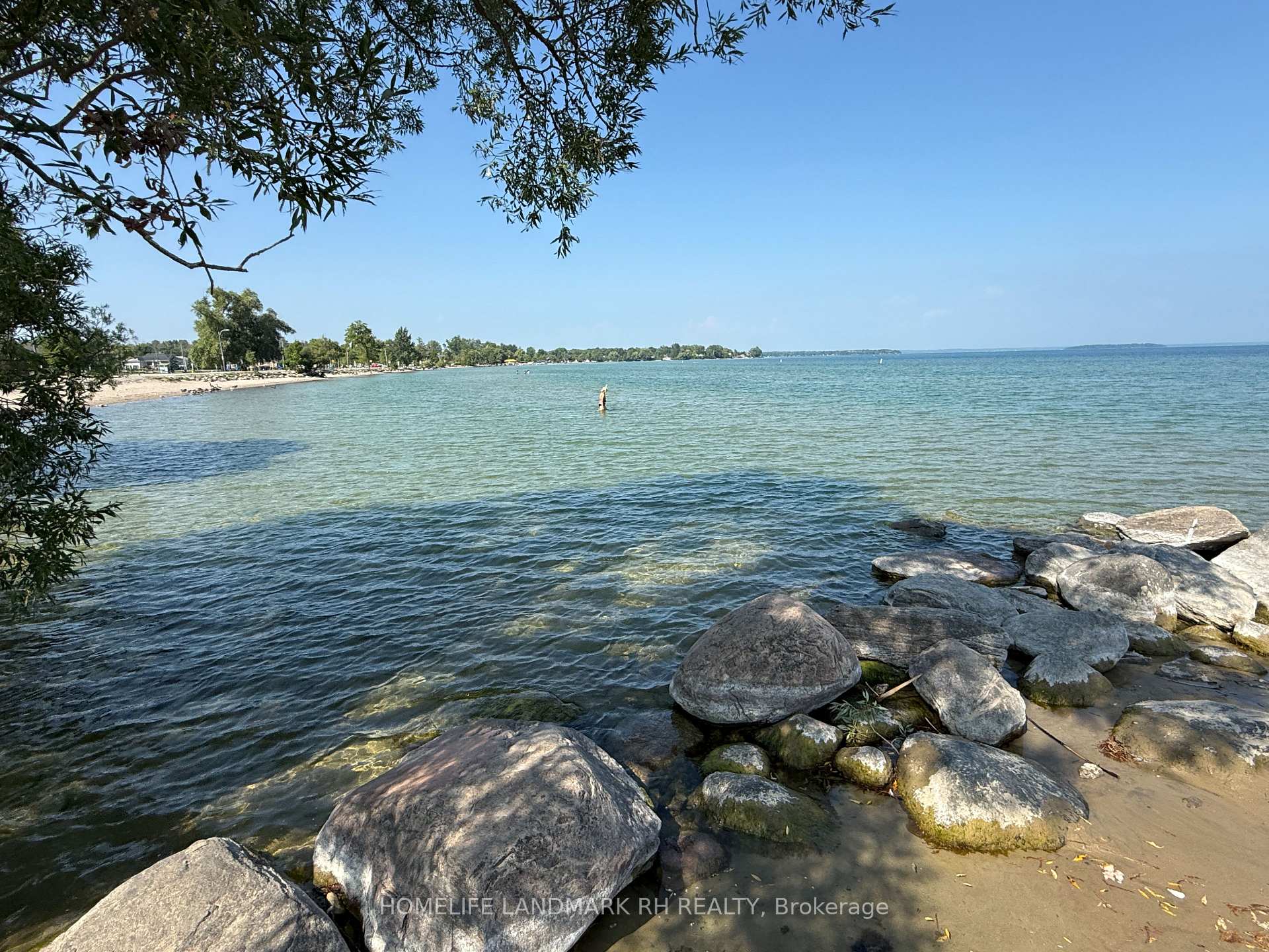 Photo 25 of 795 Third Avenue, Georgina, Historic Lakeshore Communities — HOMEH