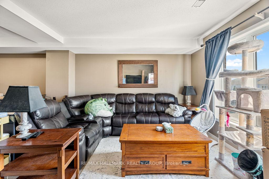 Photo 10 of 114 Bonfield Private, Ottawa, Avalon East — HOMEH