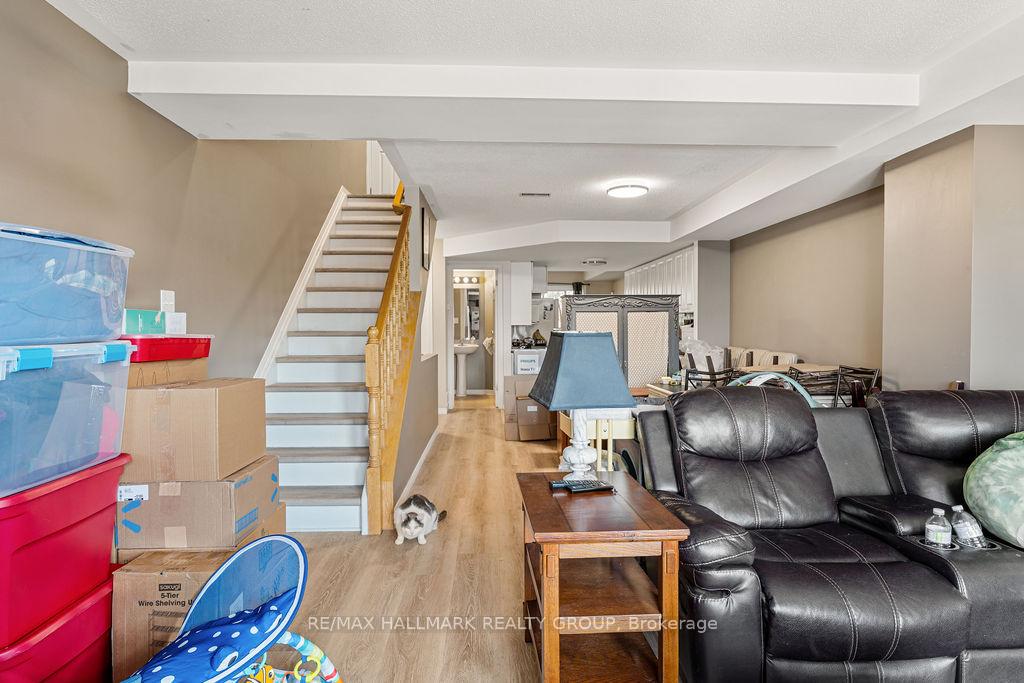 Photo 11 of 114 Bonfield Private, Ottawa, Avalon East — HOMEH