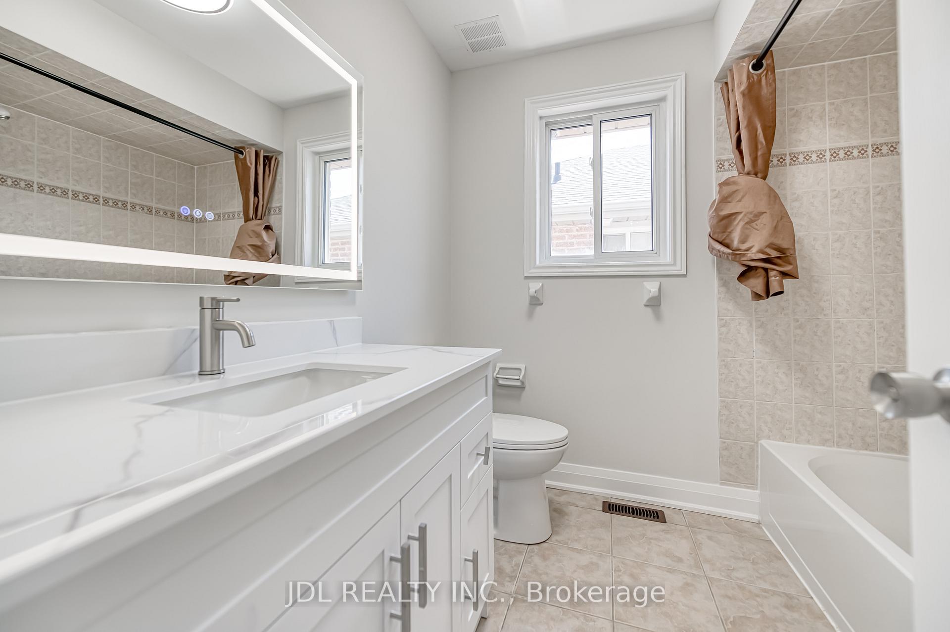 Photo 27 of 63 Joseph Crescent, Barrie, Painswick South — HOMEH