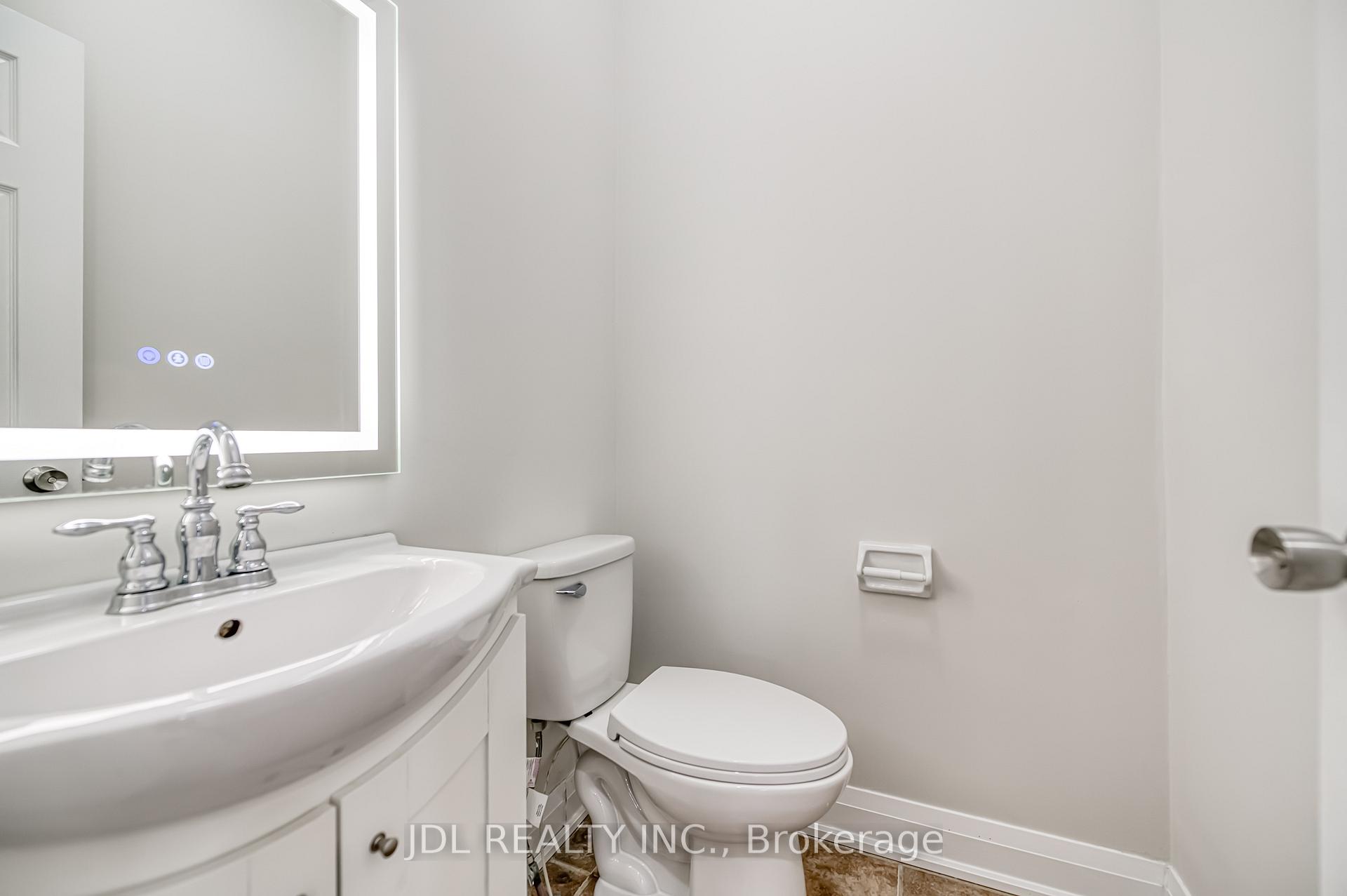 Photo 35 of 63 Joseph Crescent, Barrie, Painswick South — HOMEH