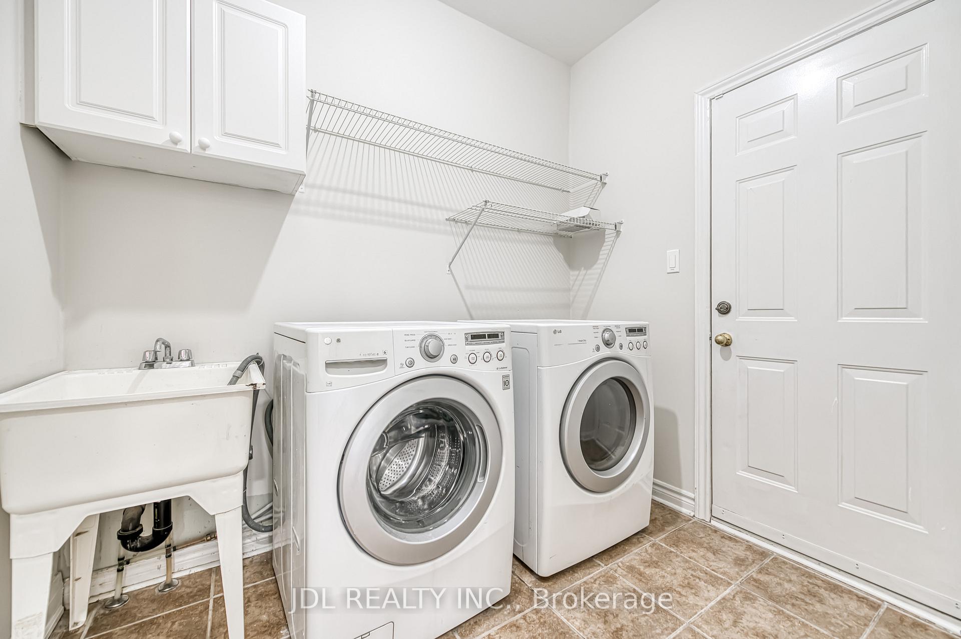 Photo 36 of 63 Joseph Crescent, Barrie, Painswick South — HOMEH