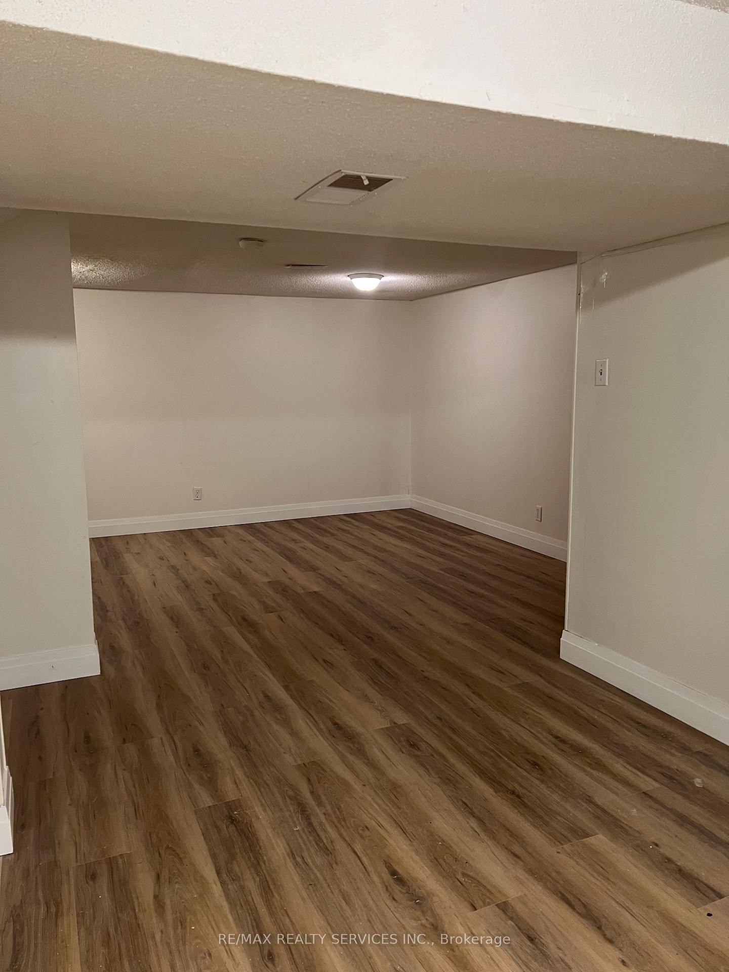 Photo 17 of Unit 49, 93 Hansen Road N, Brampton, Madoc — HOMEH