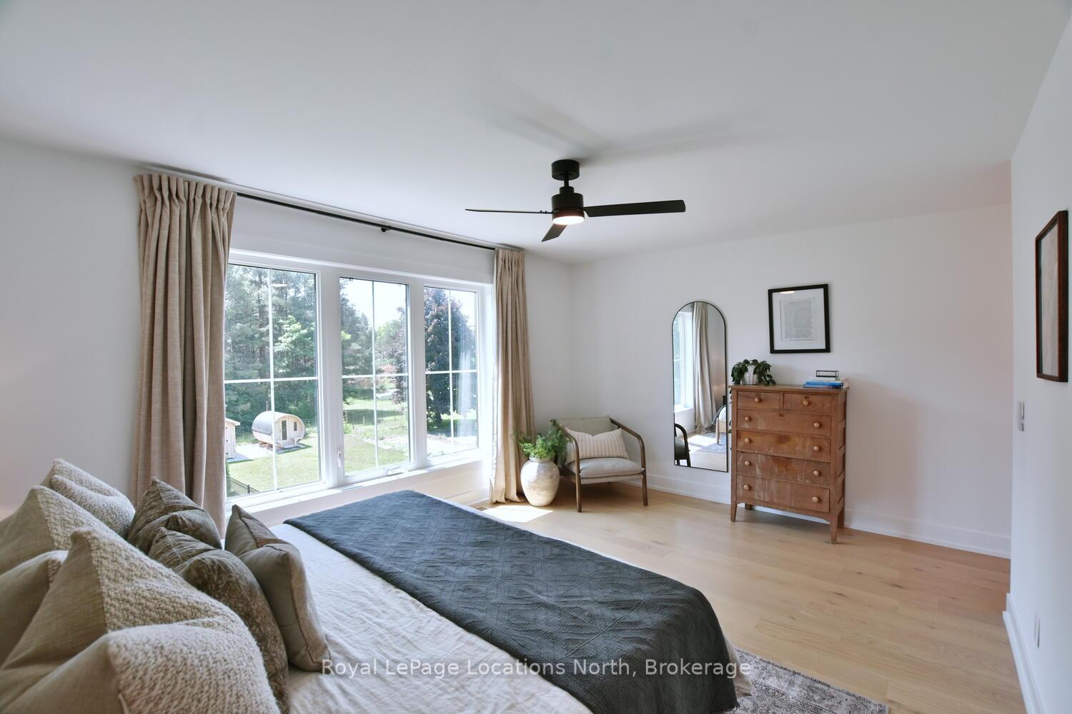 Photo 33 of 11 Locke Avenue, Clearview, Stayner — HOMEH