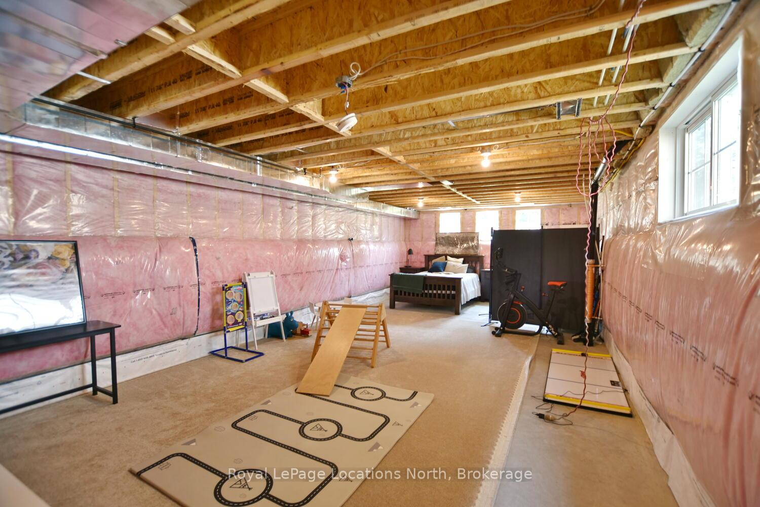 Photo 47 of 11 Locke Avenue, Clearview, Stayner — HOMEH