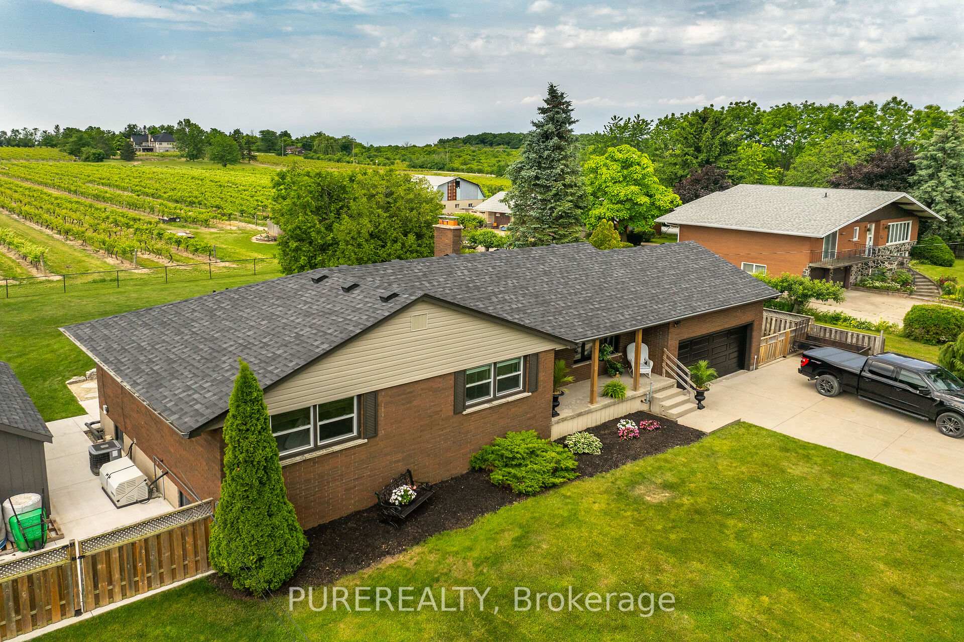 Photo 1 of 740 Ridge Road, Hamilton, Rural Stoney Creek — HOMEH