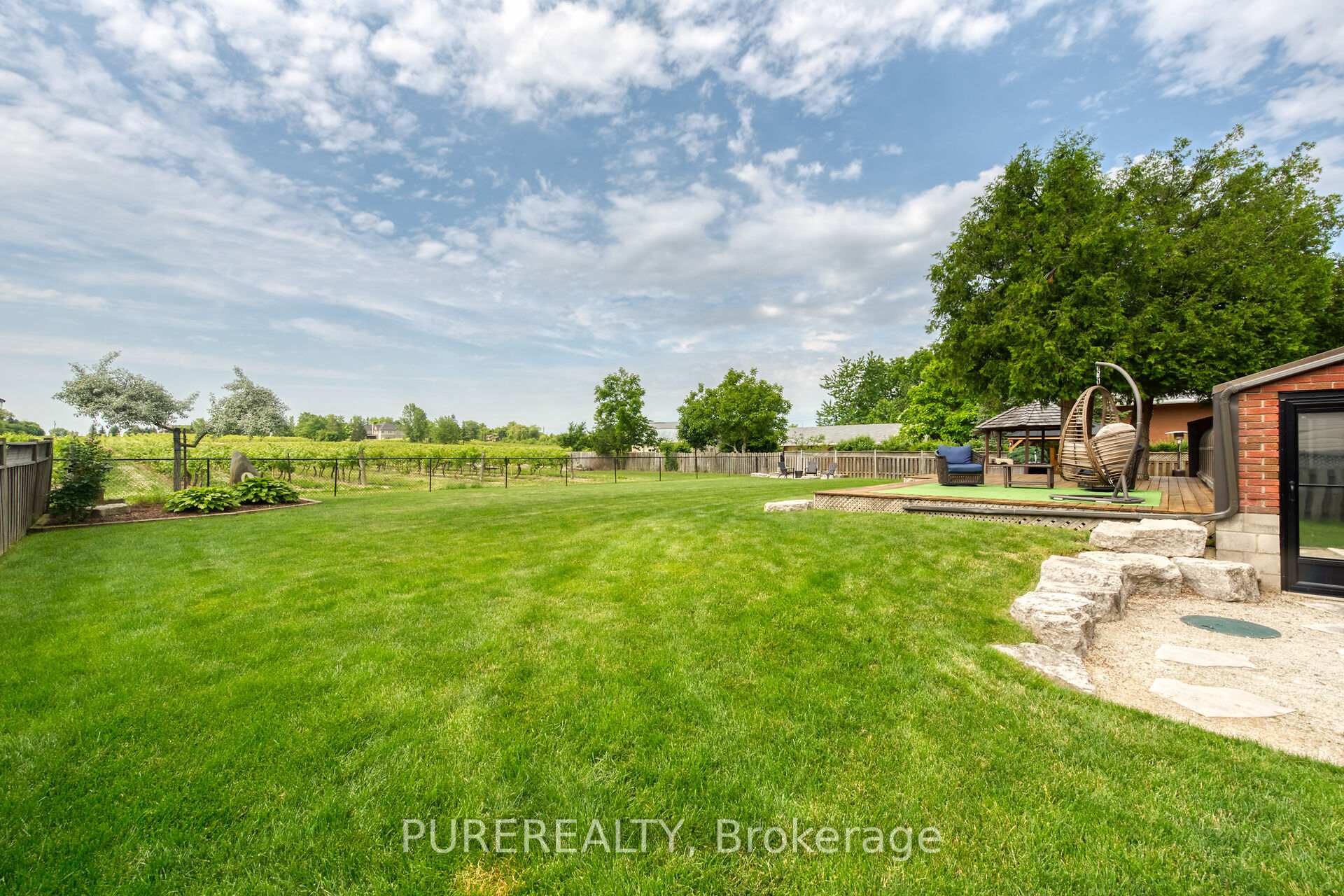 Photo 27 of 740 Ridge Road, Hamilton, Rural Stoney Creek — HOMEH
