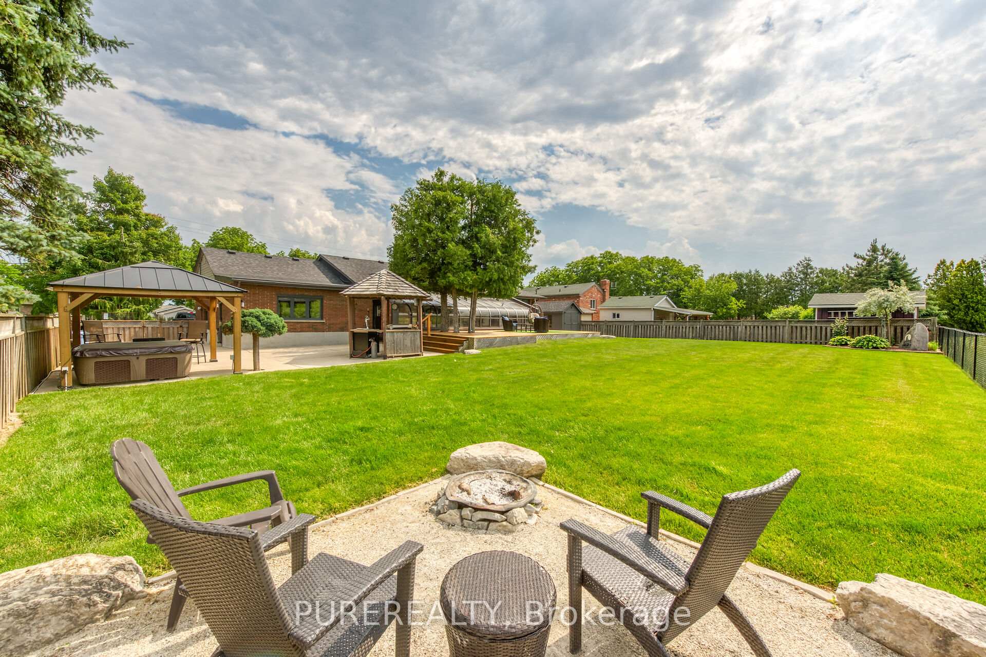 Photo 29 of 740 Ridge Road, Hamilton, Rural Stoney Creek — HOMEH