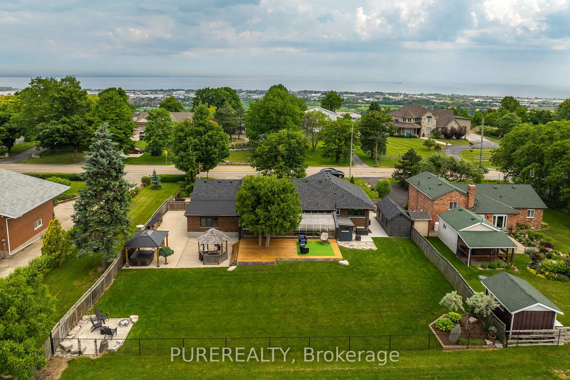 Photo 35 of 740 Ridge Road, Hamilton, Rural Stoney Creek — HOMEH