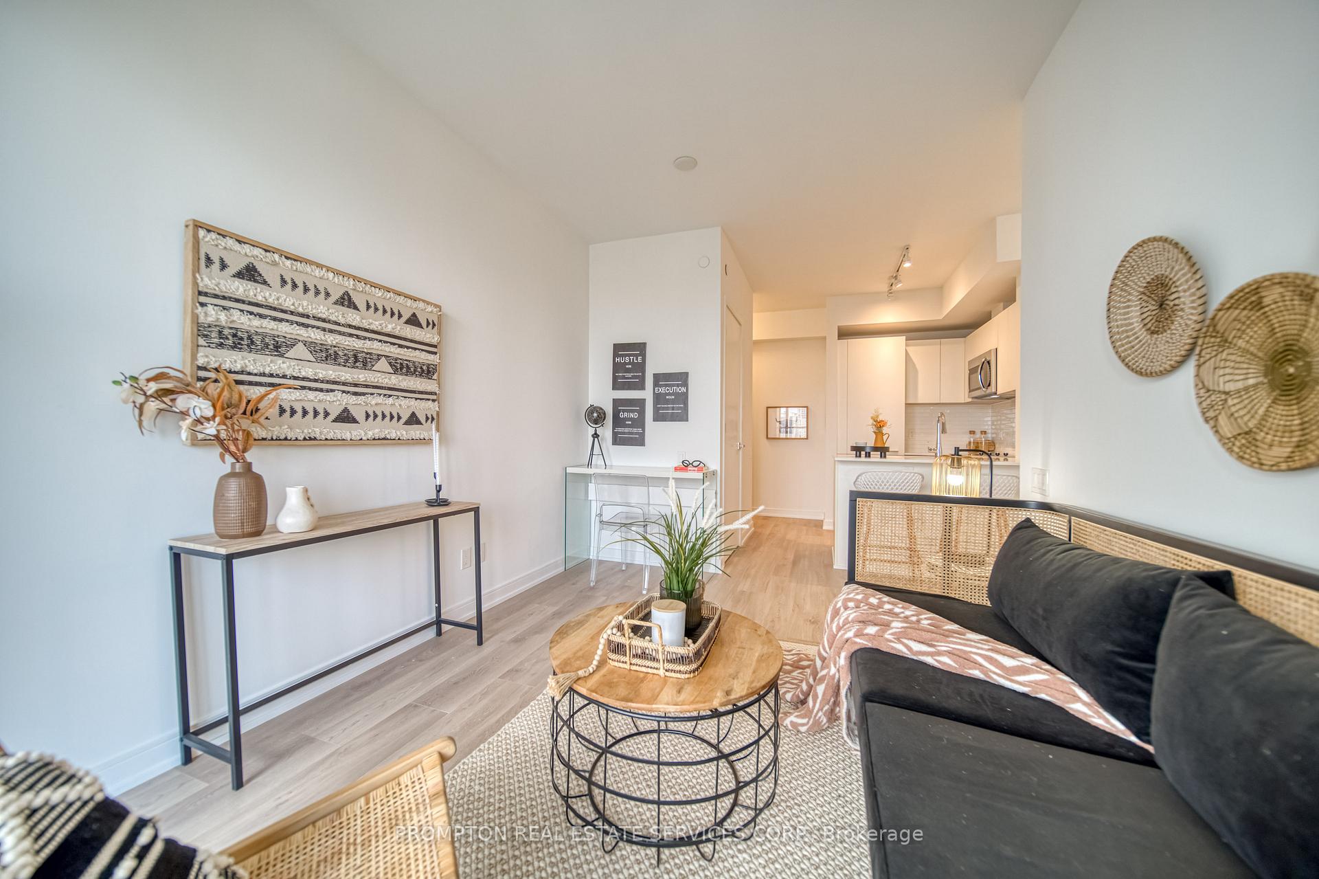 Front of Unit 1006, 3 Gloucester Street