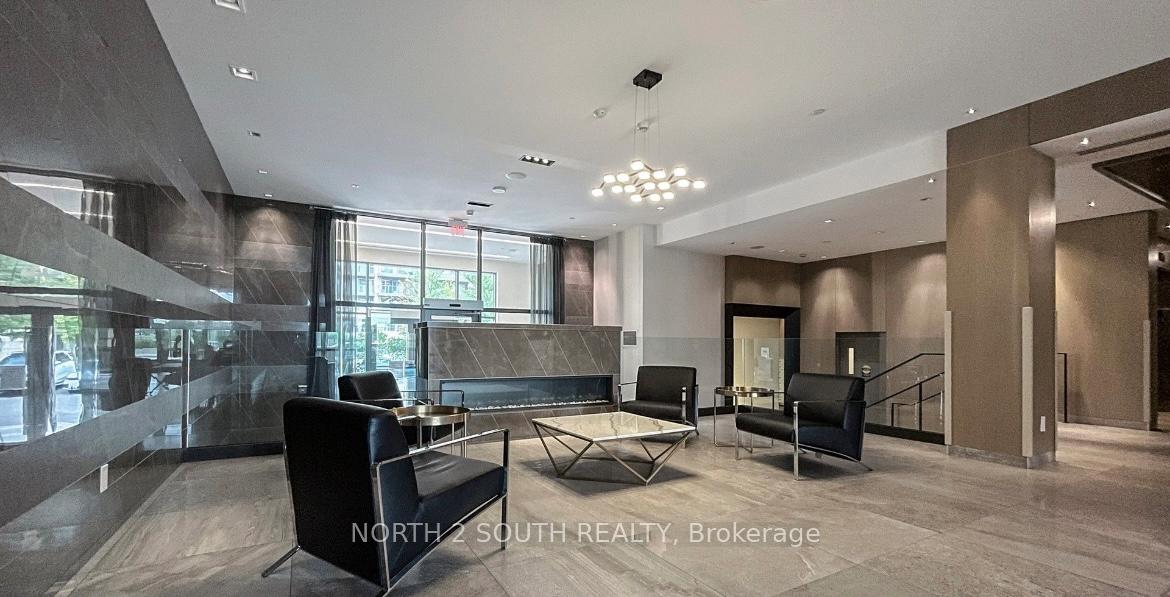 Photo 4 of Unit 302, 28 Uptown Drive, Markham, Unionville — HOMEH