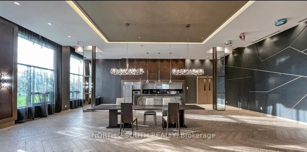 Photo 6 of Unit 302, 28 Uptown Drive, Markham, Unionville — HOMEH
