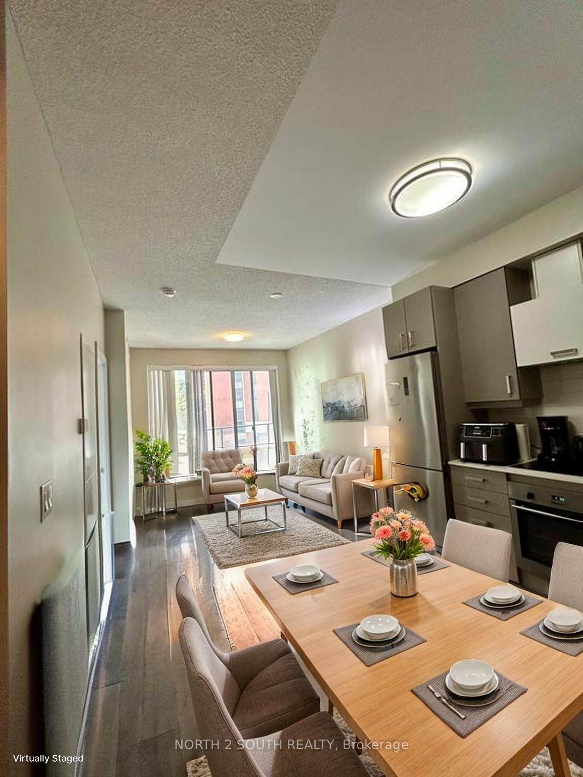 Photo 7 of Unit 302, 28 Uptown Drive, Markham, Unionville — HOMEH