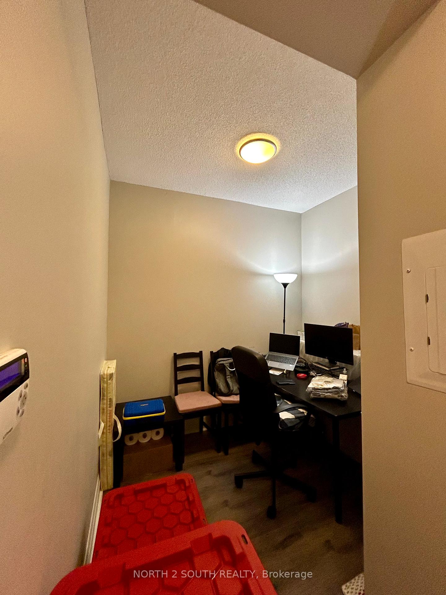 Photo 14 of Unit 302, 28 Uptown Drive, Markham, Unionville — HOMEH