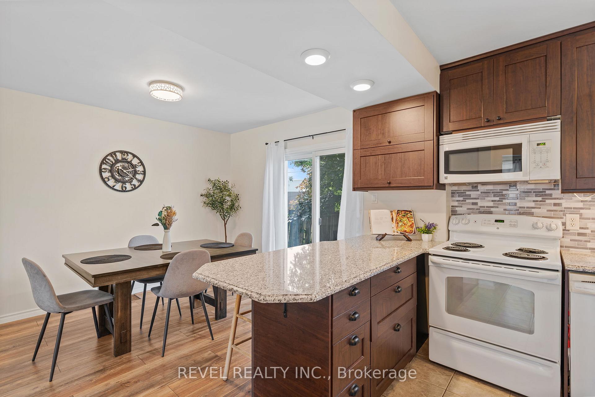 Photo 16 of 647 Brighton Avenue, Hamilton, Parkview — HOMEH