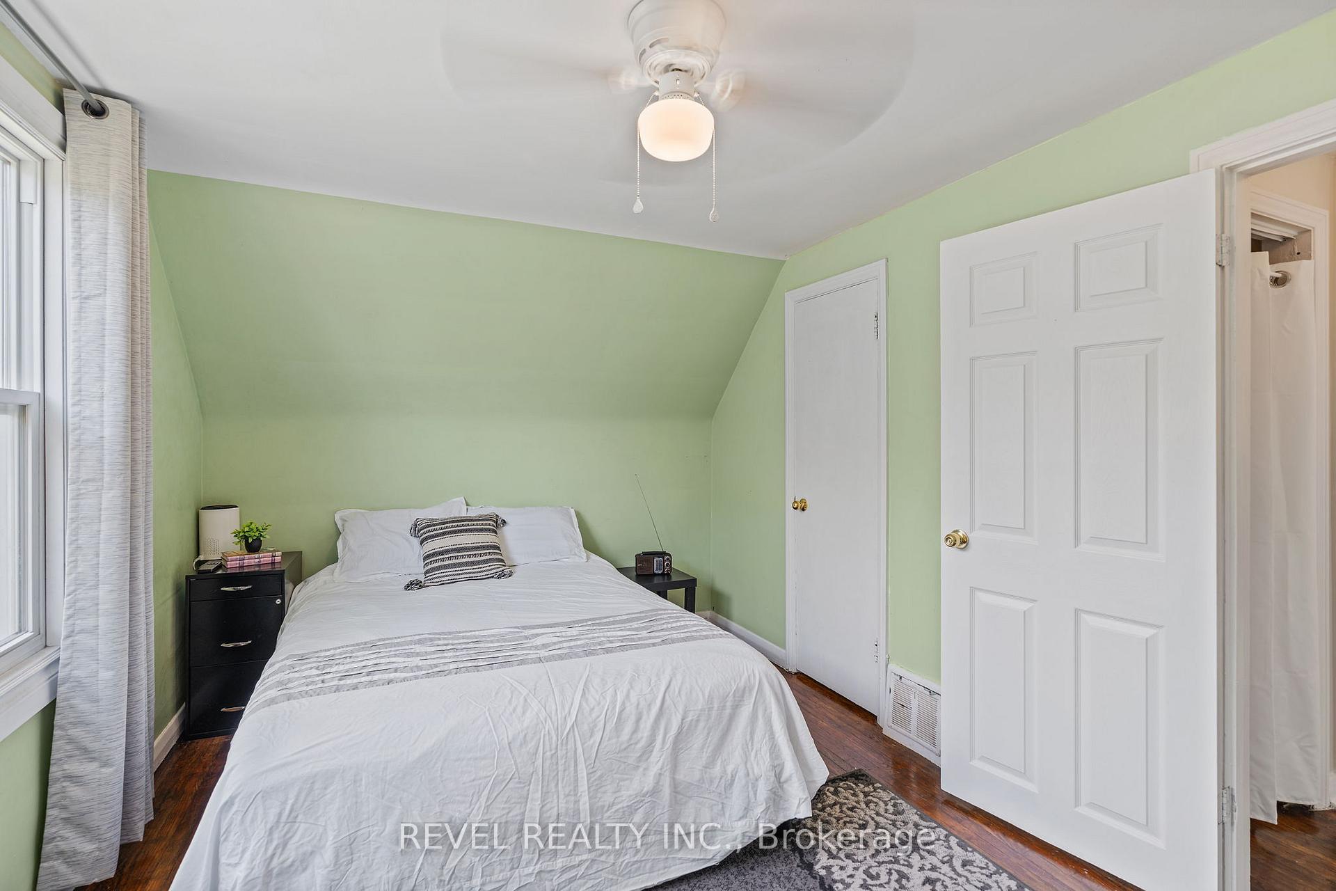 Photo 23 of 647 Brighton Avenue, Hamilton, Parkview — HOMEH