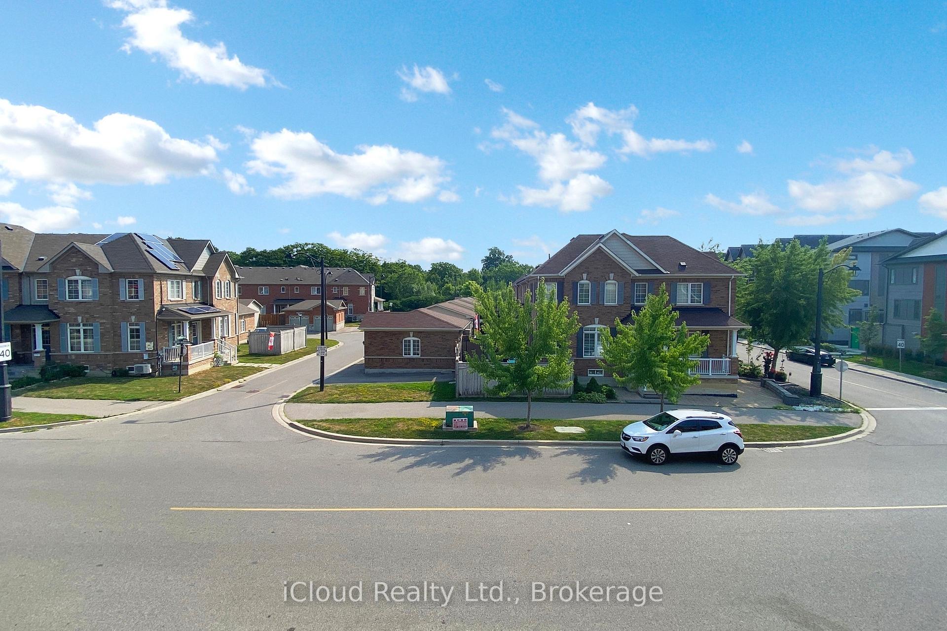 Photo 6 of Unit 8, 2730 William Jackson Drive, Pickering, Duffin Heights — HOMEH