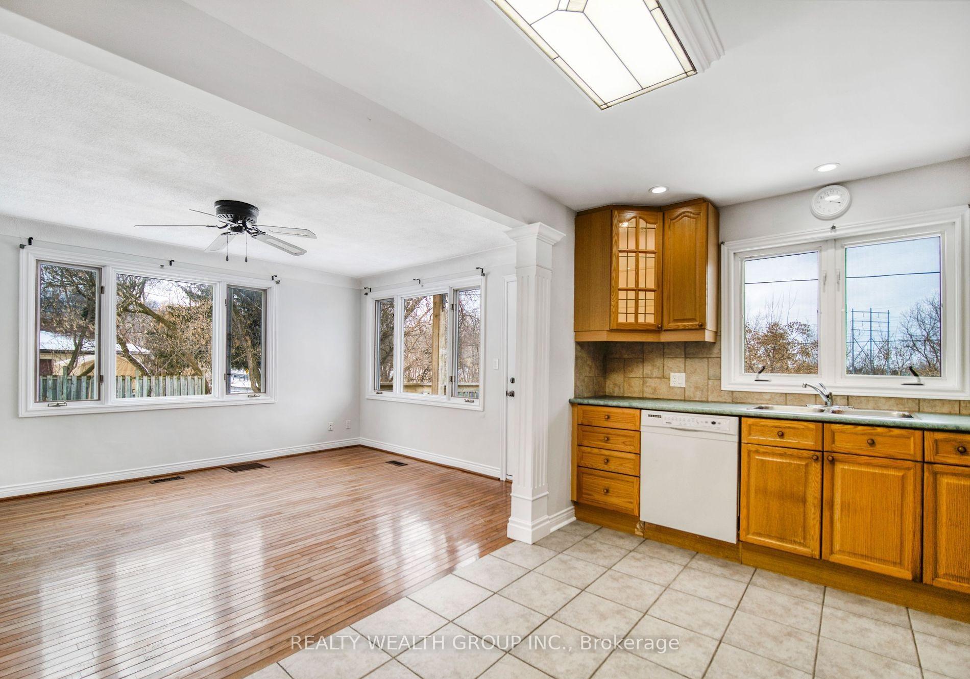 Photo 24 of 322 Old Guelph Road, Hamilton, Pleasant View — HOMEH