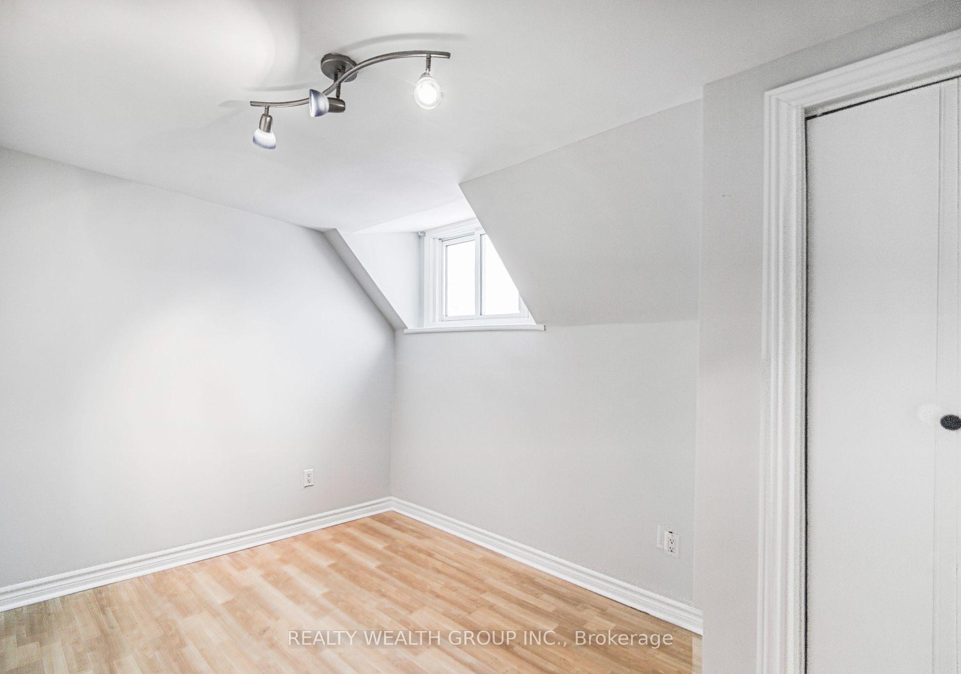 Photo 29 of 322 Old Guelph Road, Hamilton, Pleasant View — HOMEH
