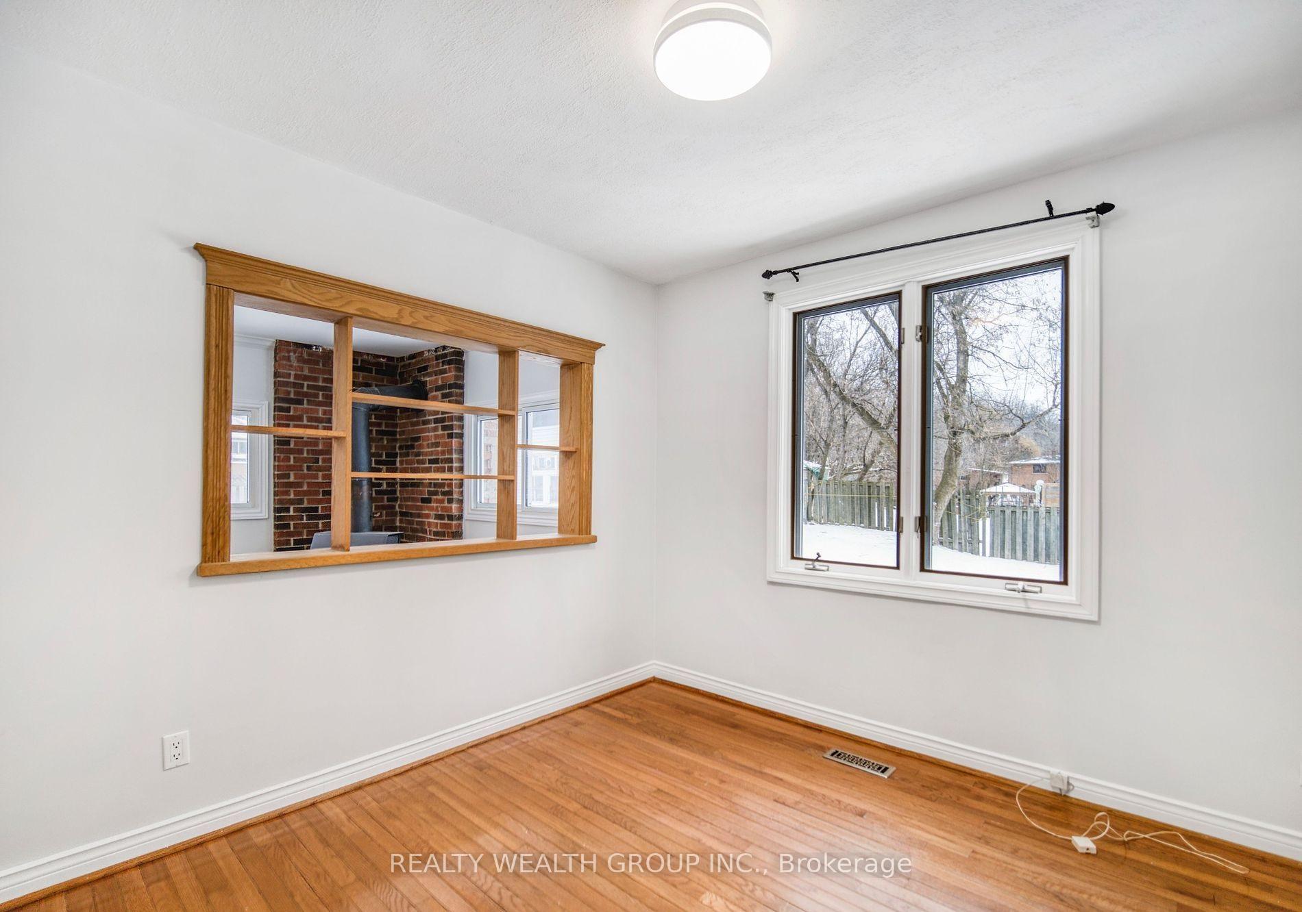 Photo 10 of 322 Old Guelph Road, Hamilton, Pleasant View — HOMEH