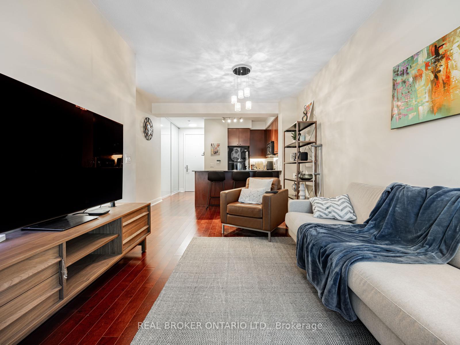 Photo 1 of Unit 904, 38 The Esplanade, Toronto, Waterfront Communities — HOMEH