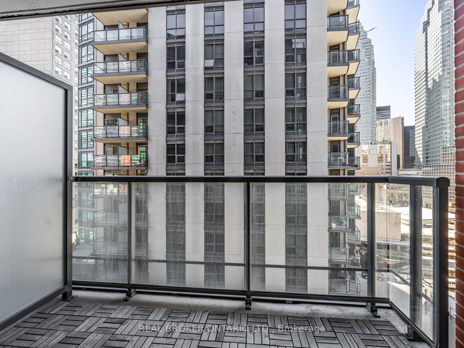 Photo 20 of Unit 904, 38 The Esplanade, Toronto, Waterfront Communities — HOMEH
