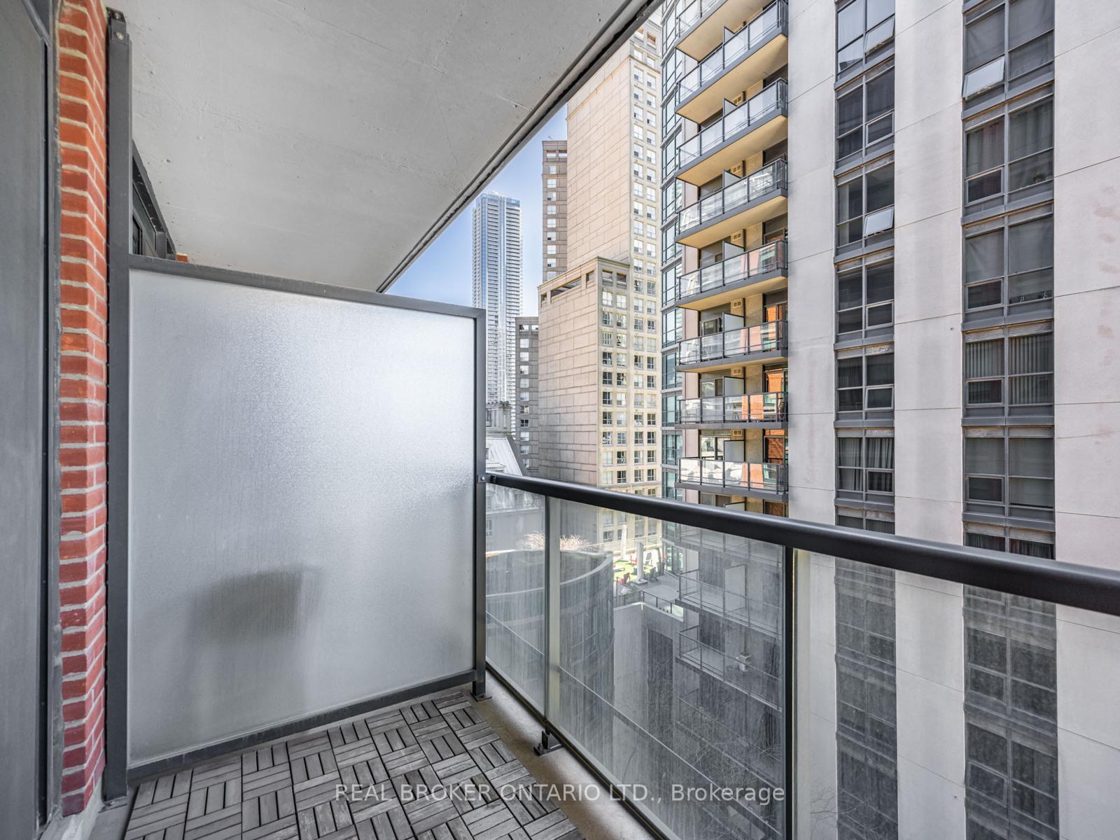 Photo 21 of Unit 904, 38 The Esplanade, Toronto, Waterfront Communities — HOMEH