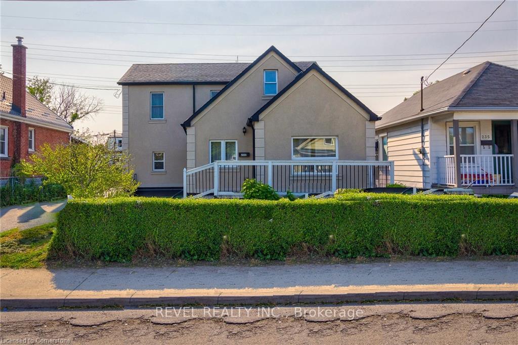 Front of 233 Normanhurst Avenue