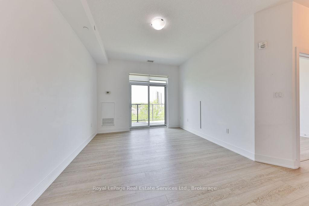 Photo 10 of Unit 617, 125 Shoreview Place, Hamilton, Lakeshore — HOMEH