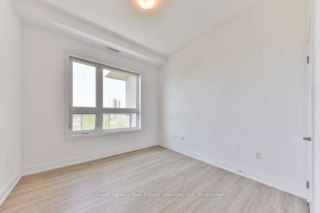 Photo 13 of Unit 617, 125 Shoreview Place, Hamilton, Lakeshore — HOMEH