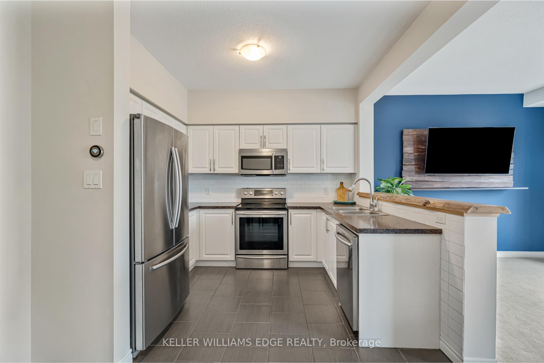 Photo 11 of Unit 14, 9 Hampton Brook Way, Hamilton, Mount Hope — HOMEH