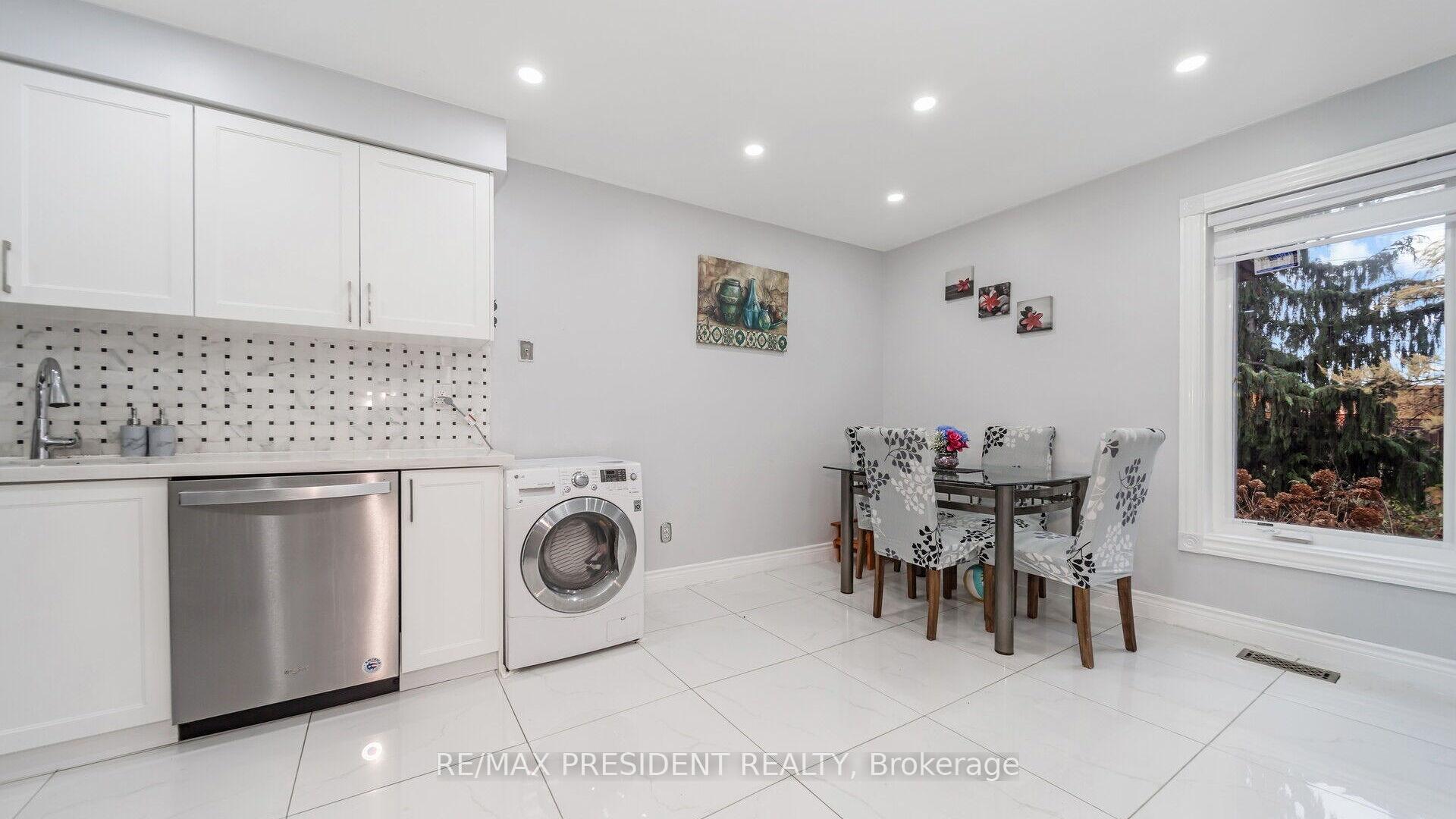 Photo 15 of 19 Quail Feather Crescent, Brampton, Sandringham-Wellington — HOMEH