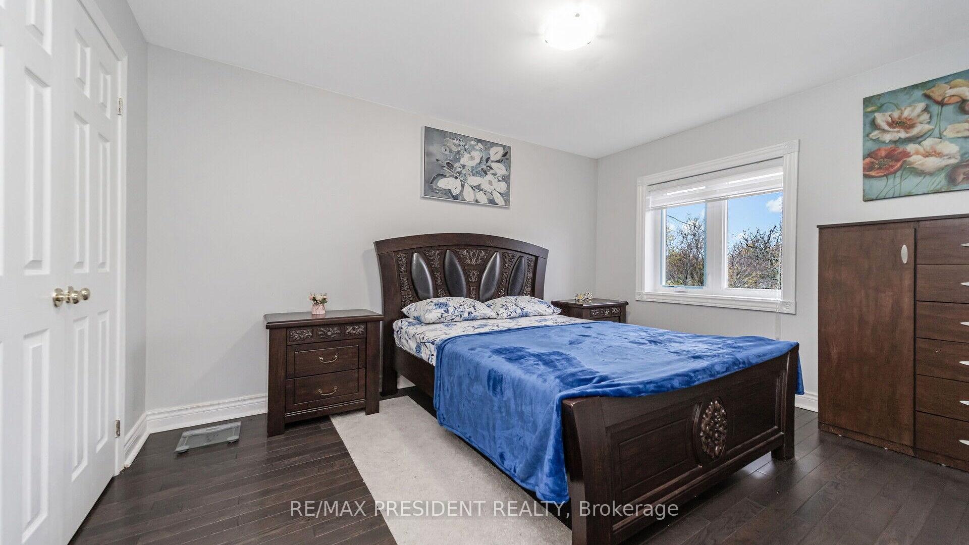 Photo 20 of 19 Quail Feather Crescent, Brampton, Sandringham-Wellington — HOMEH