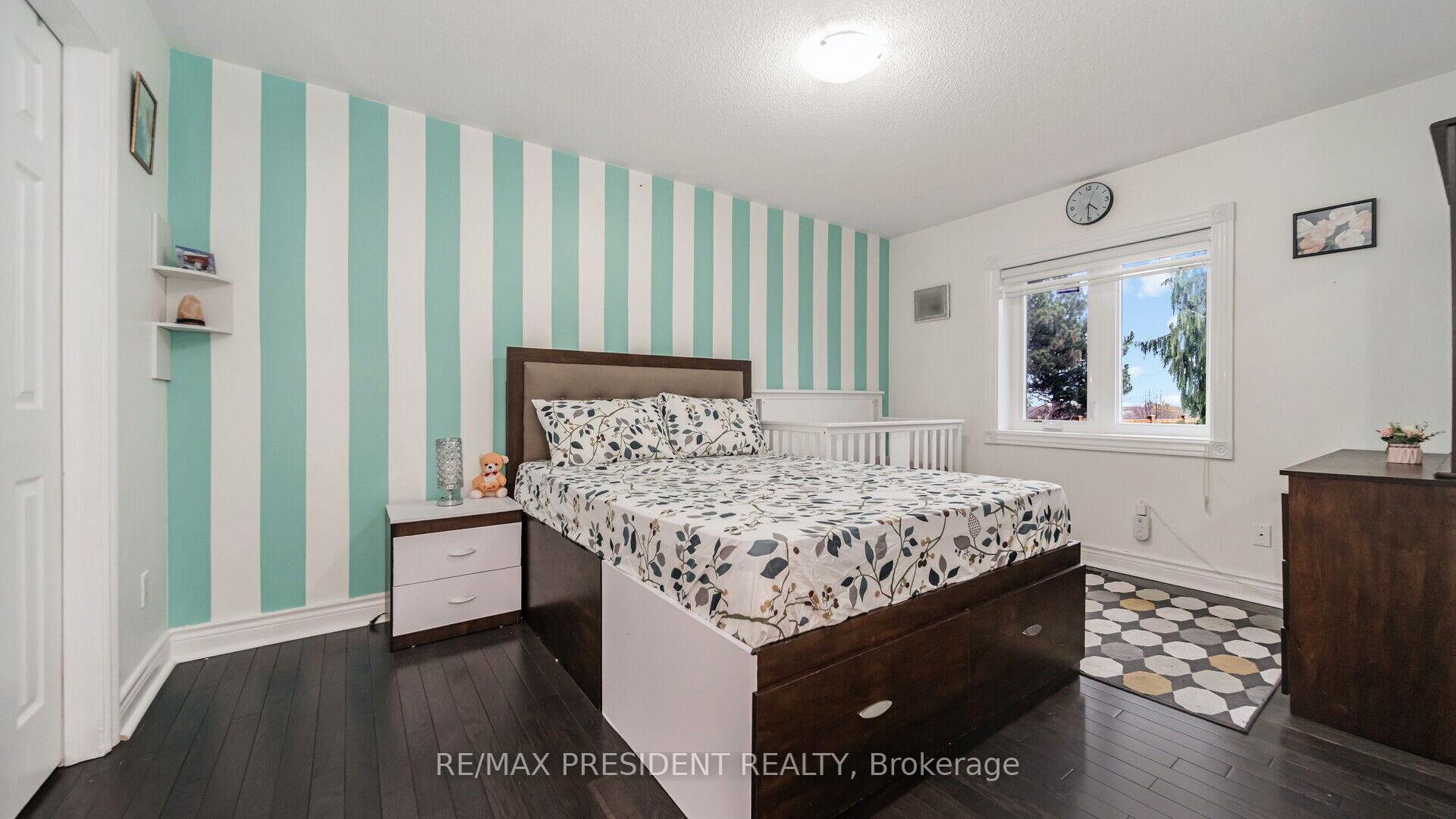 Photo 25 of 19 Quail Feather Crescent, Brampton, Sandringham-Wellington — HOMEH