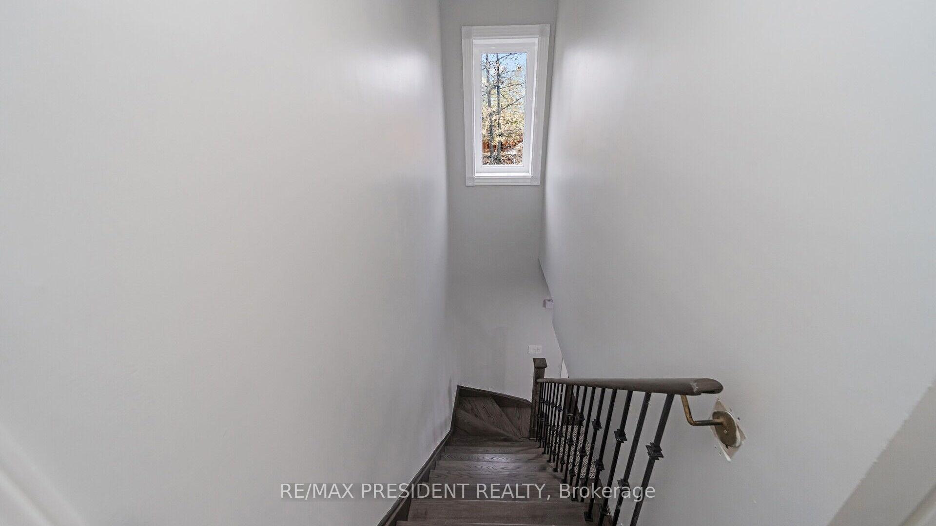 Photo 30 of 19 Quail Feather Crescent, Brampton, Sandringham-Wellington — HOMEH