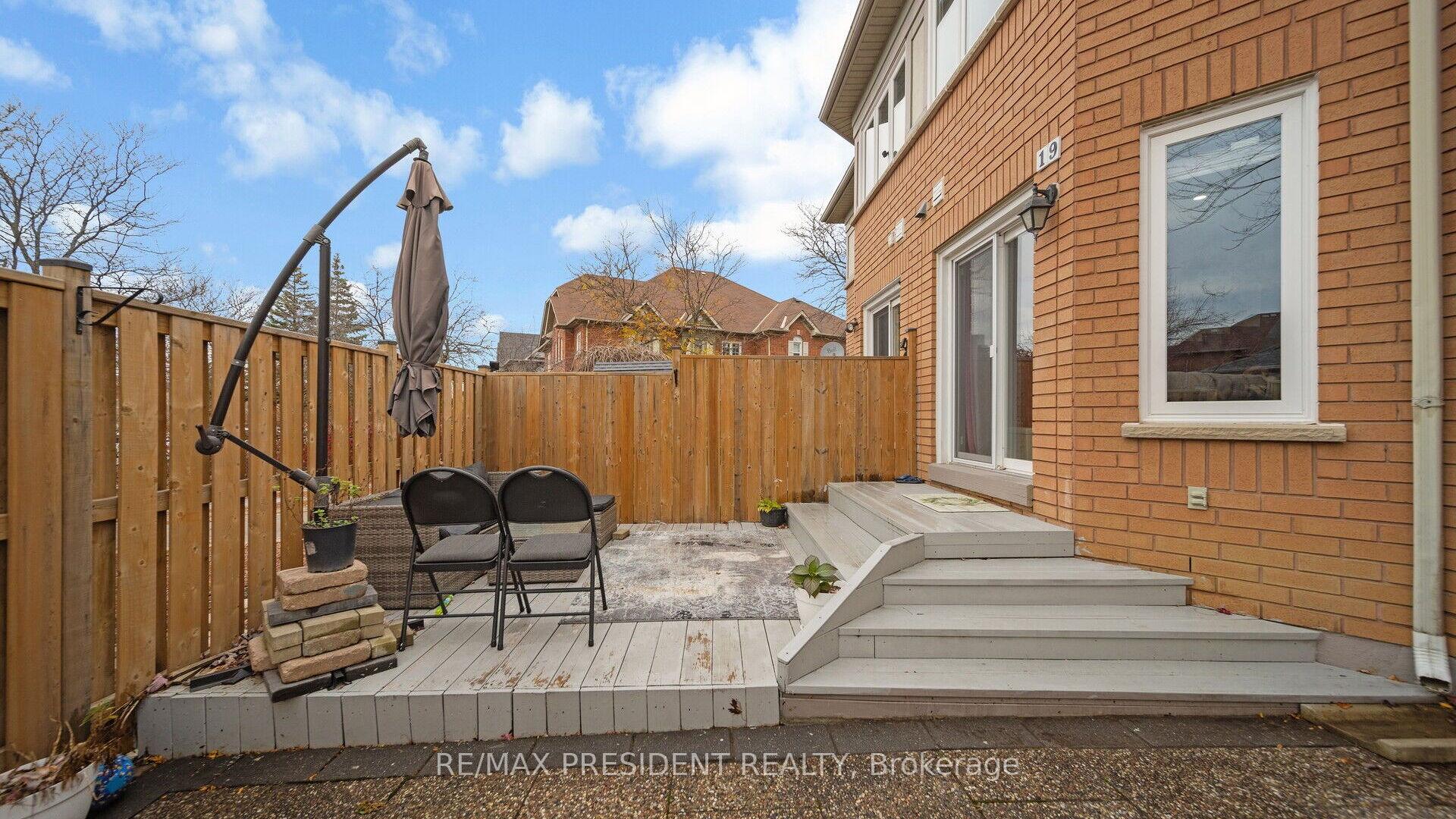 Photo 36 of 19 Quail Feather Crescent, Brampton, Sandringham-Wellington — HOMEH