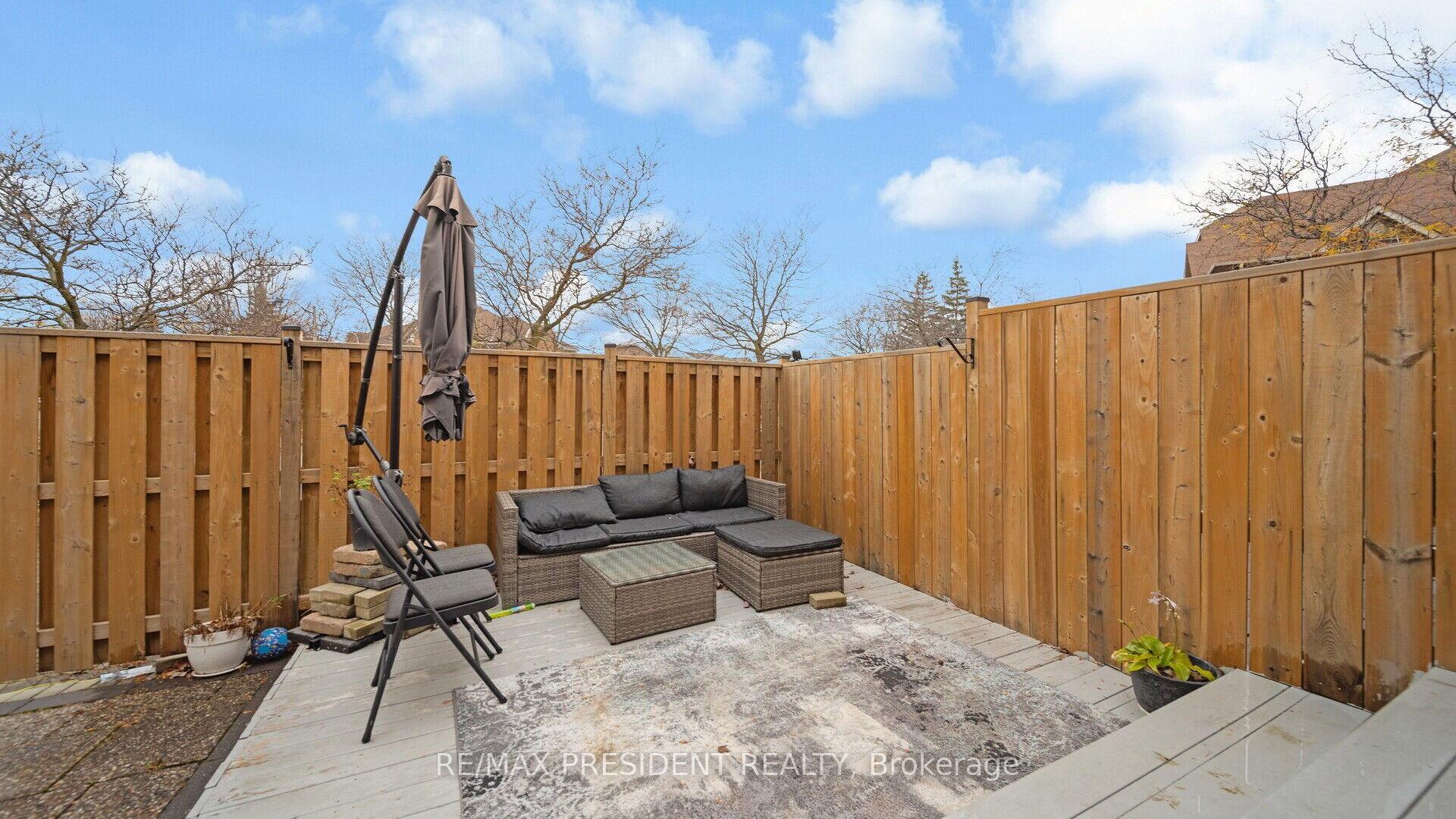 Photo 37 of 19 Quail Feather Crescent, Brampton, Sandringham-Wellington — HOMEH