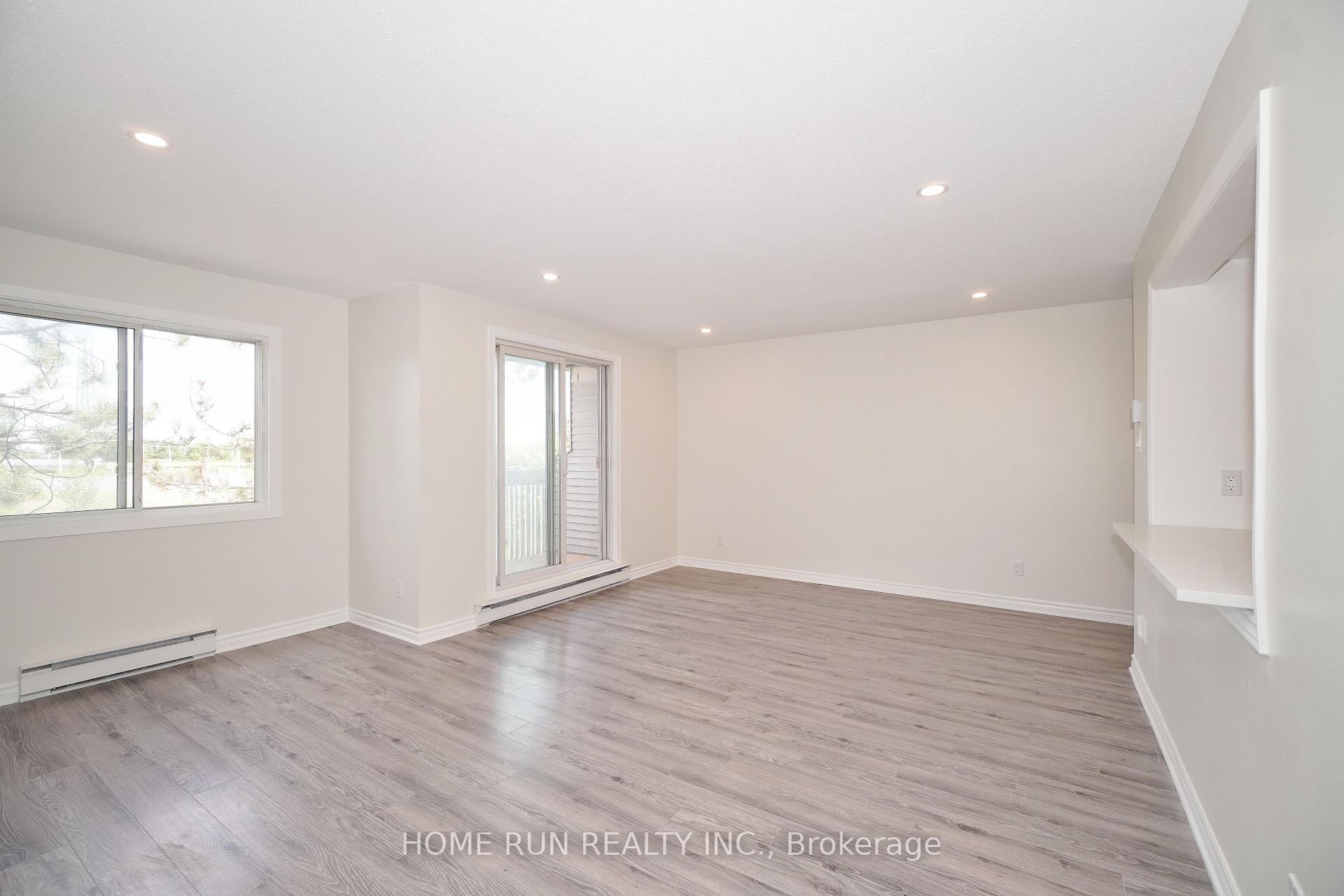 Photo 6 of Unit 303, 214 Viewmount Drive, Ottawa, Borden Farm/Stewart Farm/Carleton Heights/Parkwood Hills — HOMEH