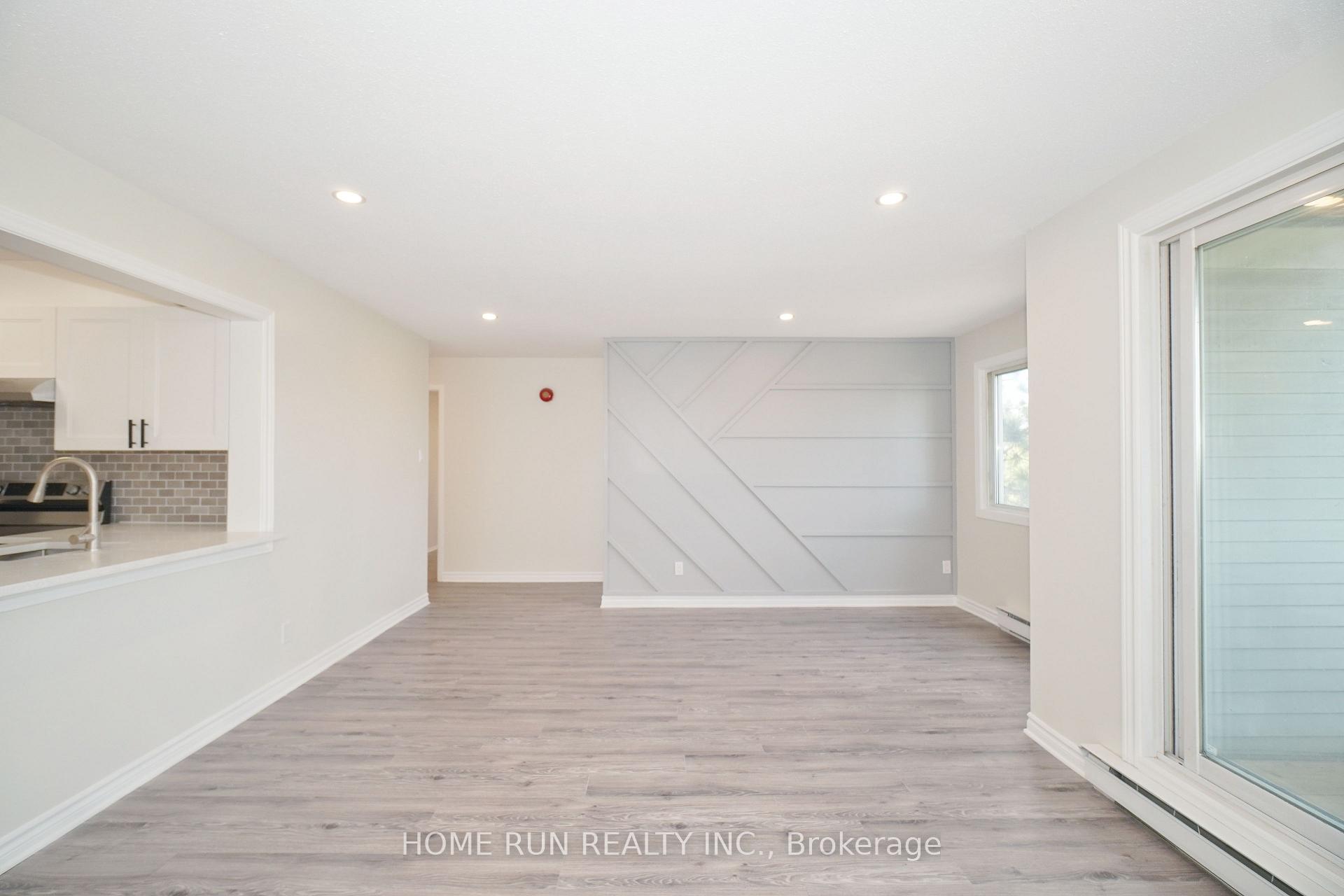 Photo 7 of Unit 303, 214 Viewmount Drive, Ottawa, Borden Farm/Stewart Farm/Carleton Heights/Parkwood Hills — HOMEH